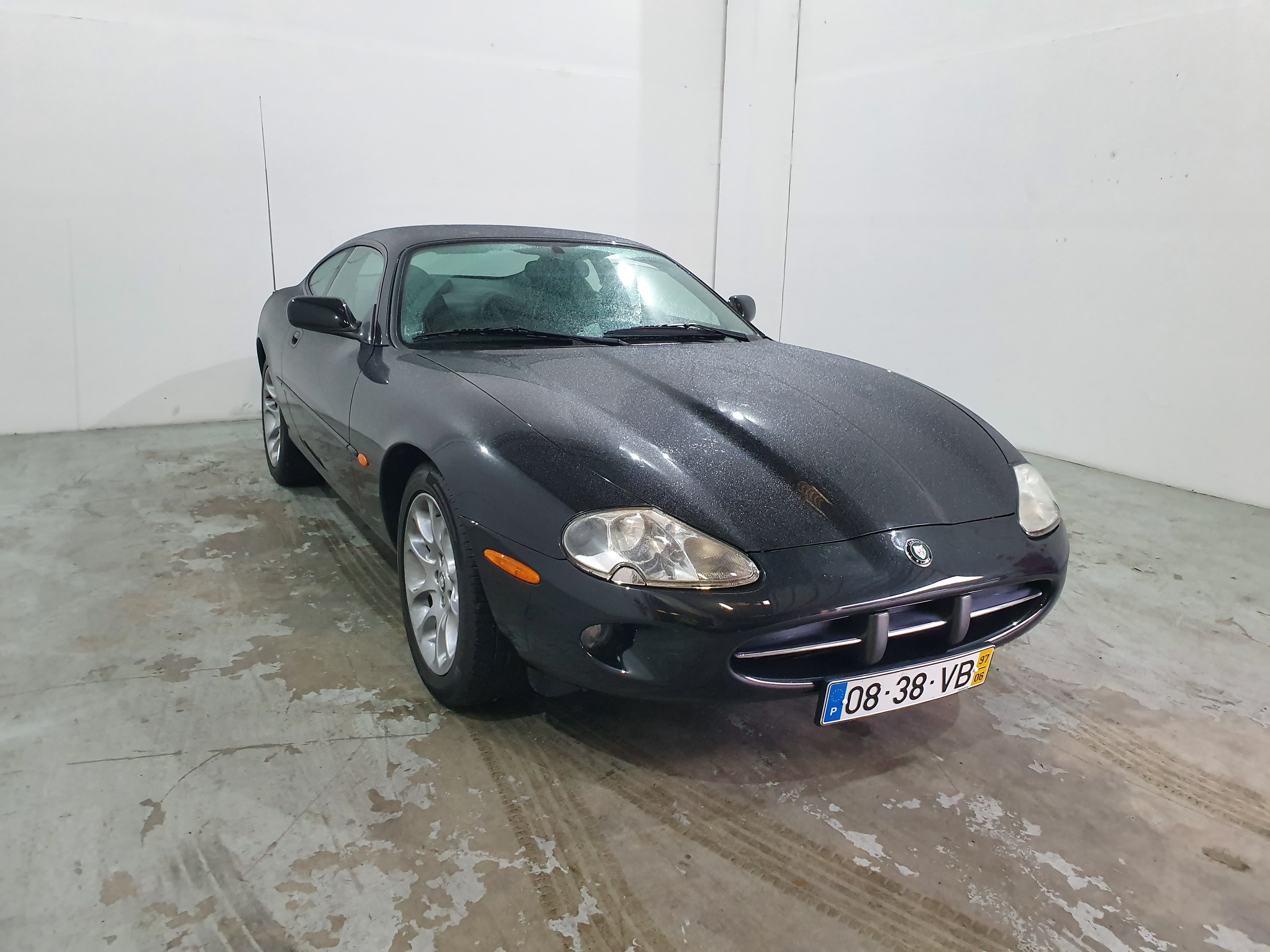Jaguar XK8 Coupé · Ano 1997 08-38-VB