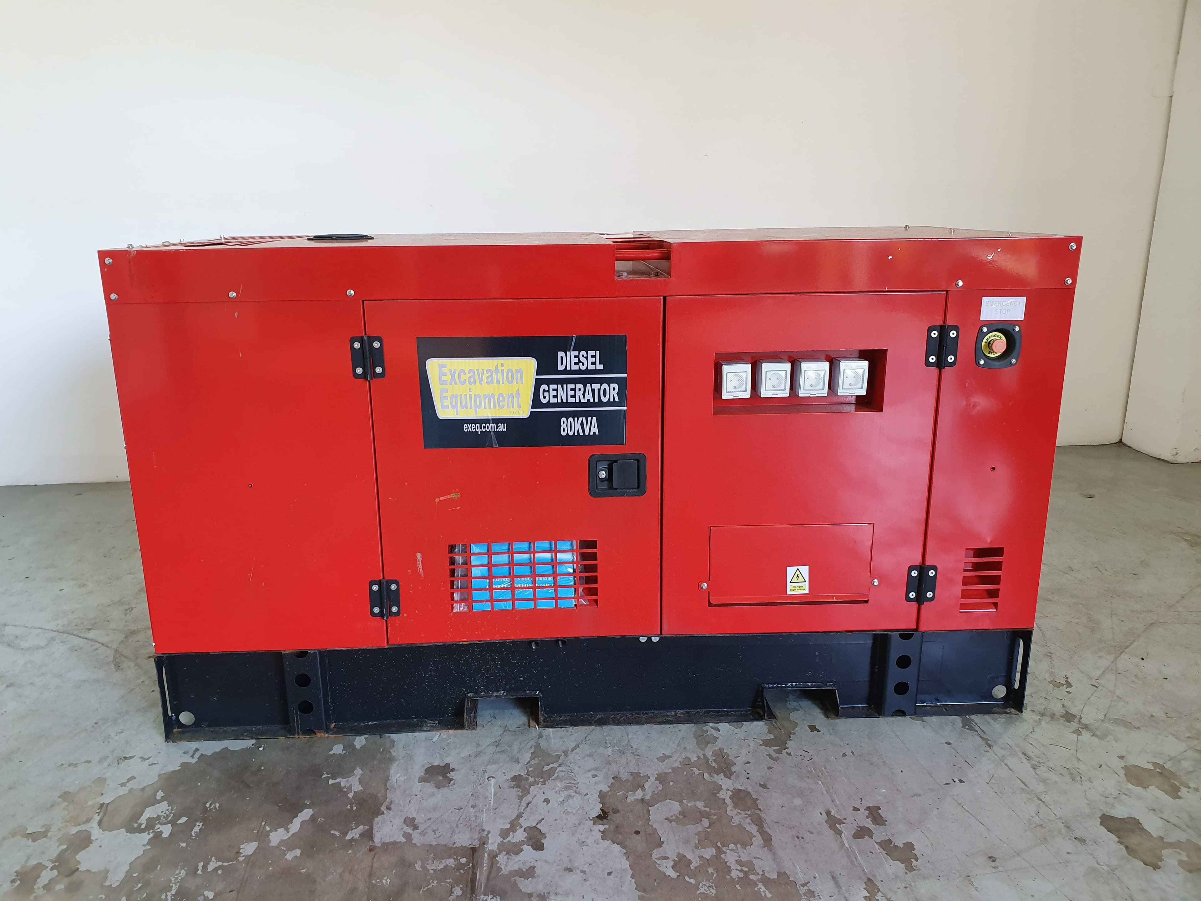 GERADOR 80 KVA GF3-80