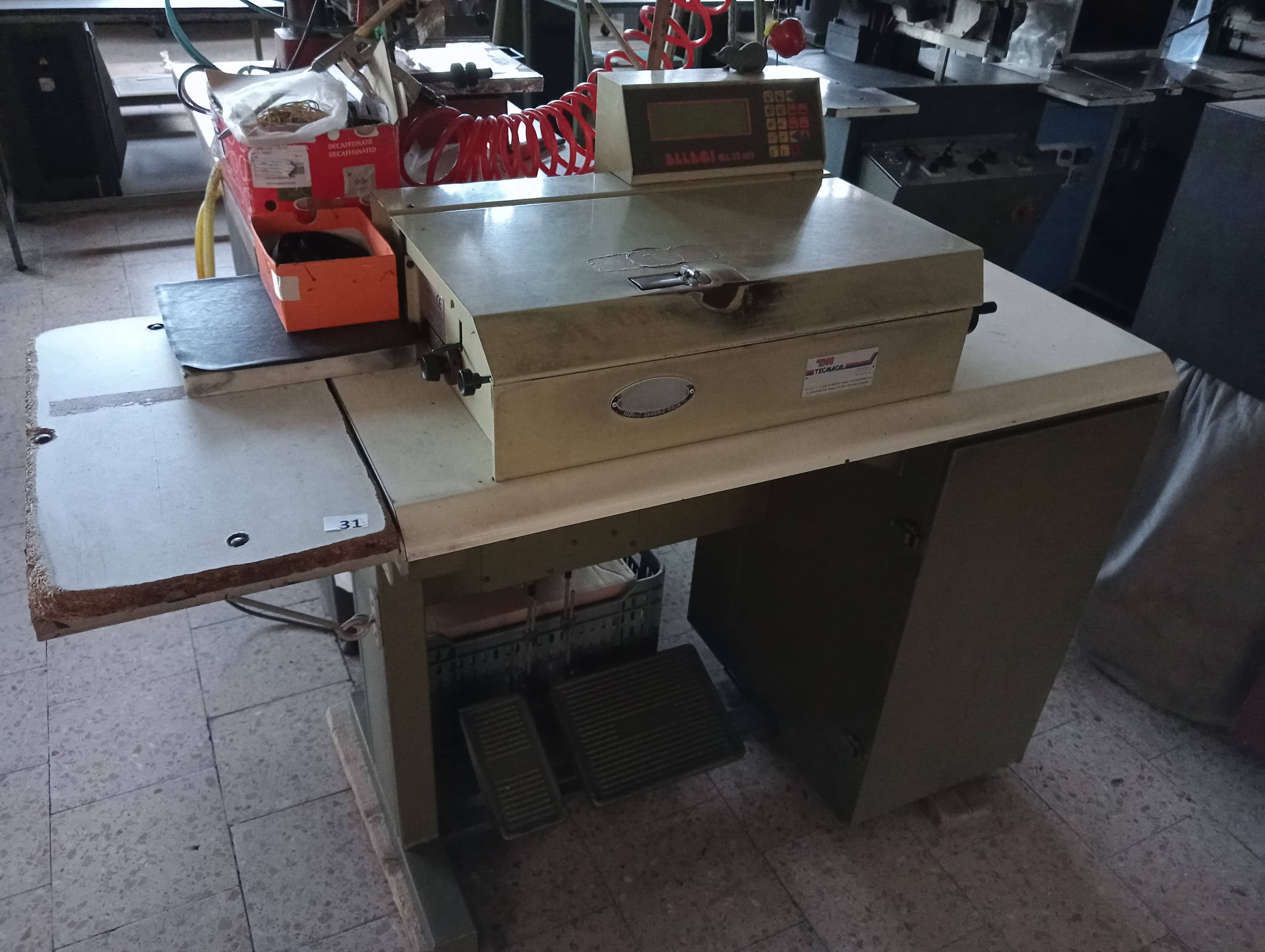 Máquina de facear