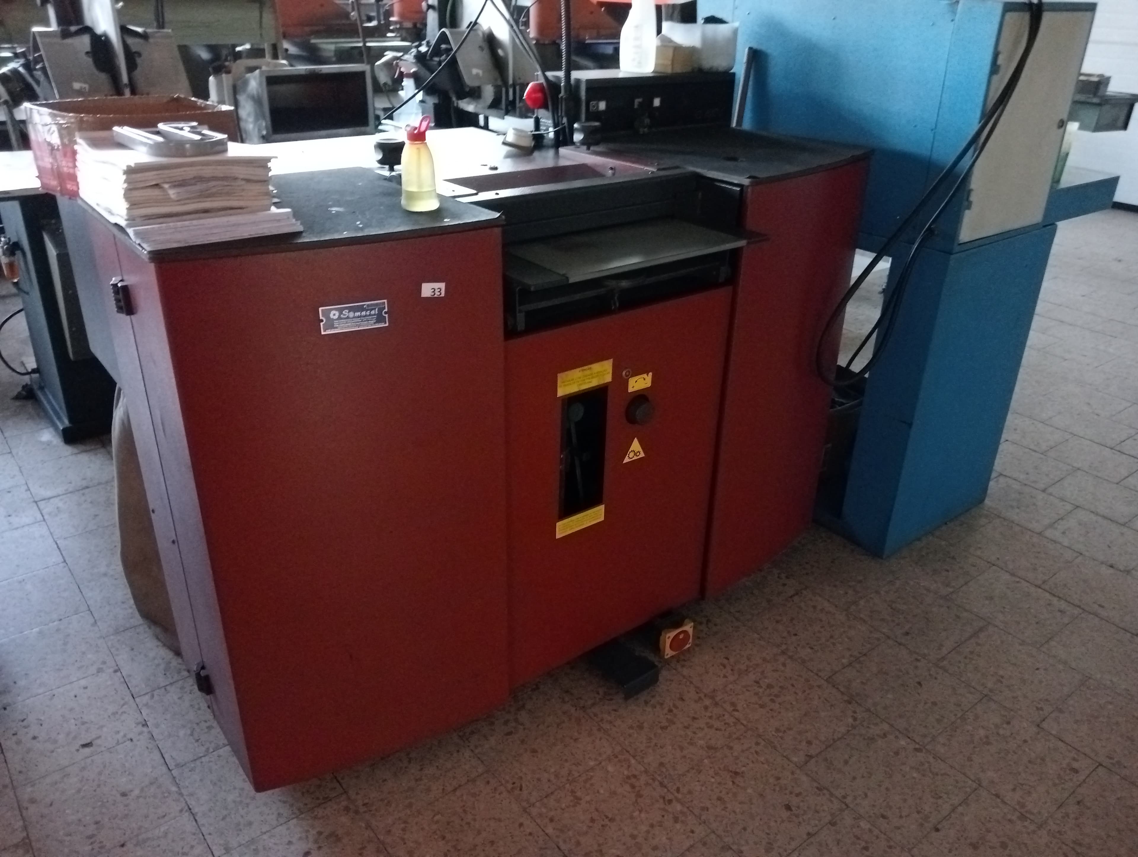 Máquina de equalizar “CAMOGA
