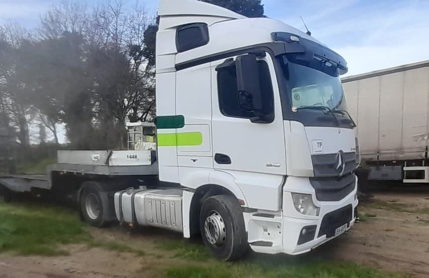 Mercedes-Benz Actros 1842