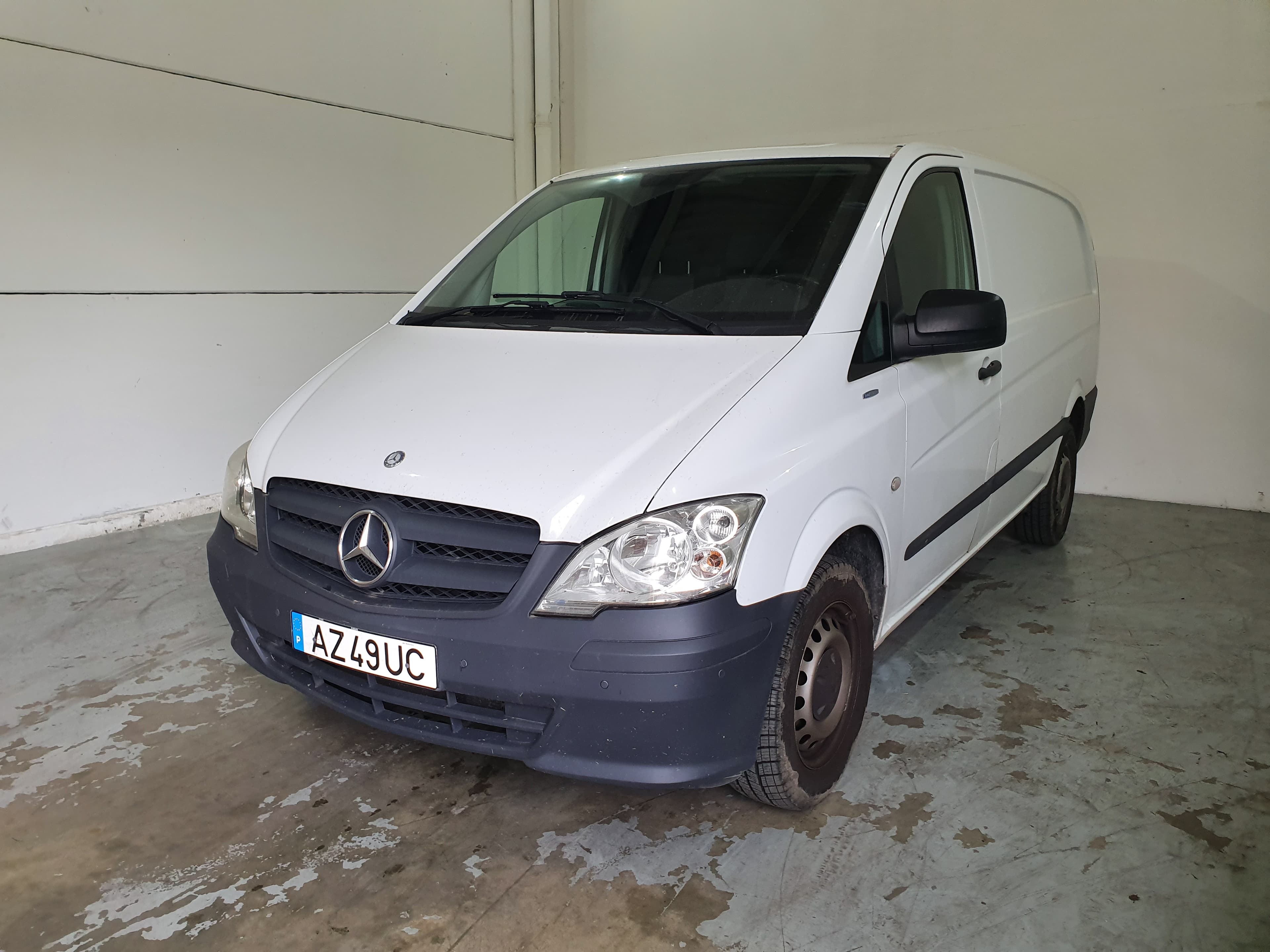 Mercedes-Benz Vito · Ano 2014  AZ-49-UC