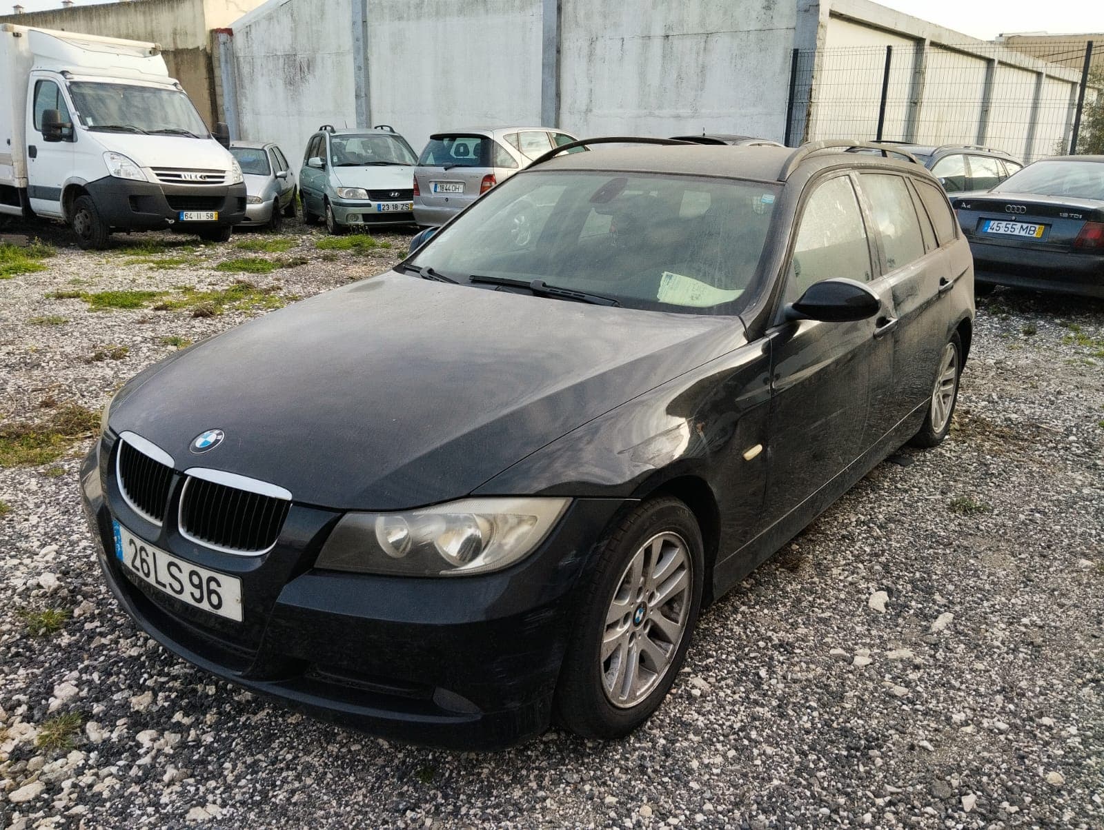 BMW 320D · Ano 2008 26-LS-96
