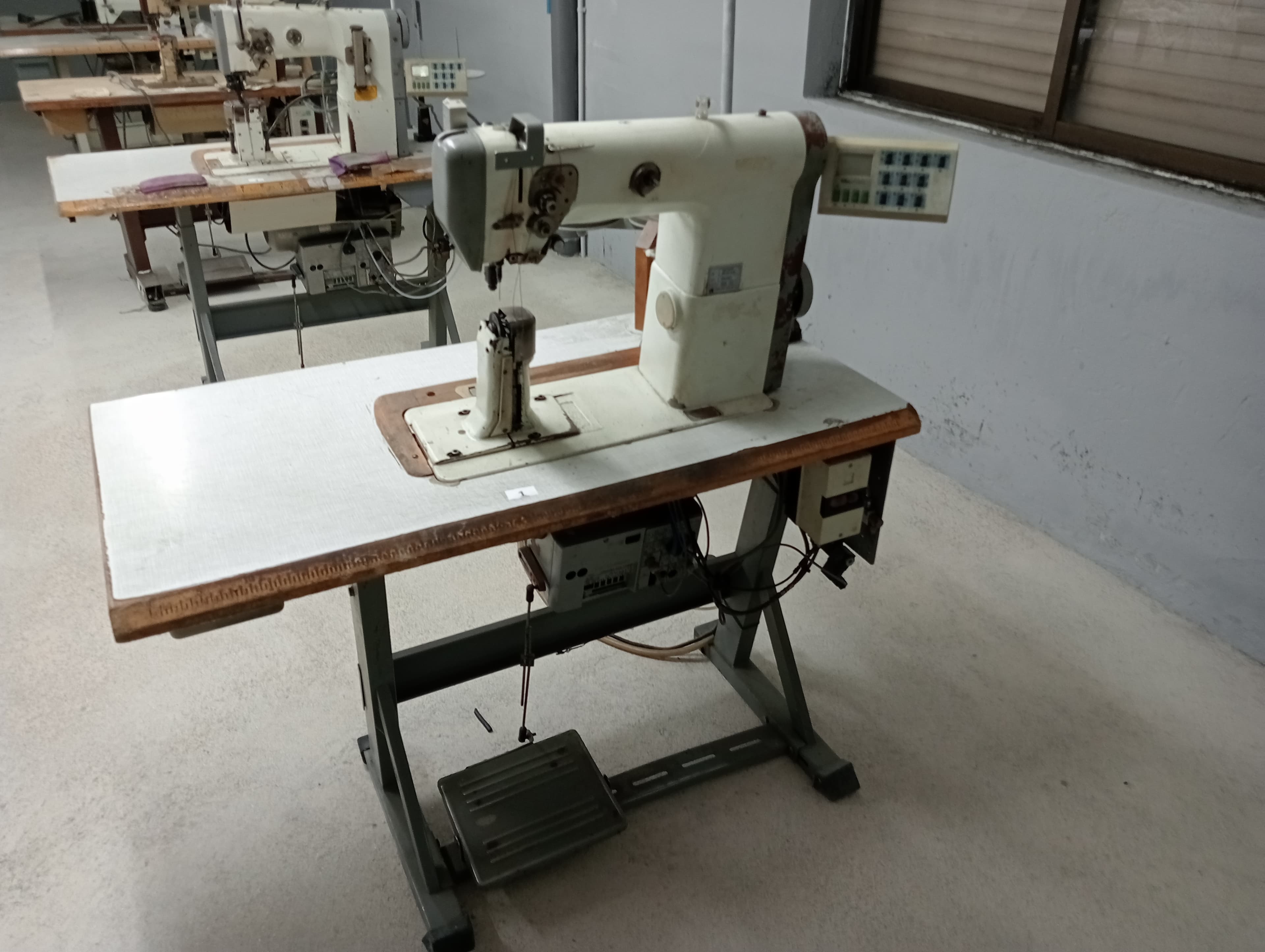 Máquina de coluna alta
