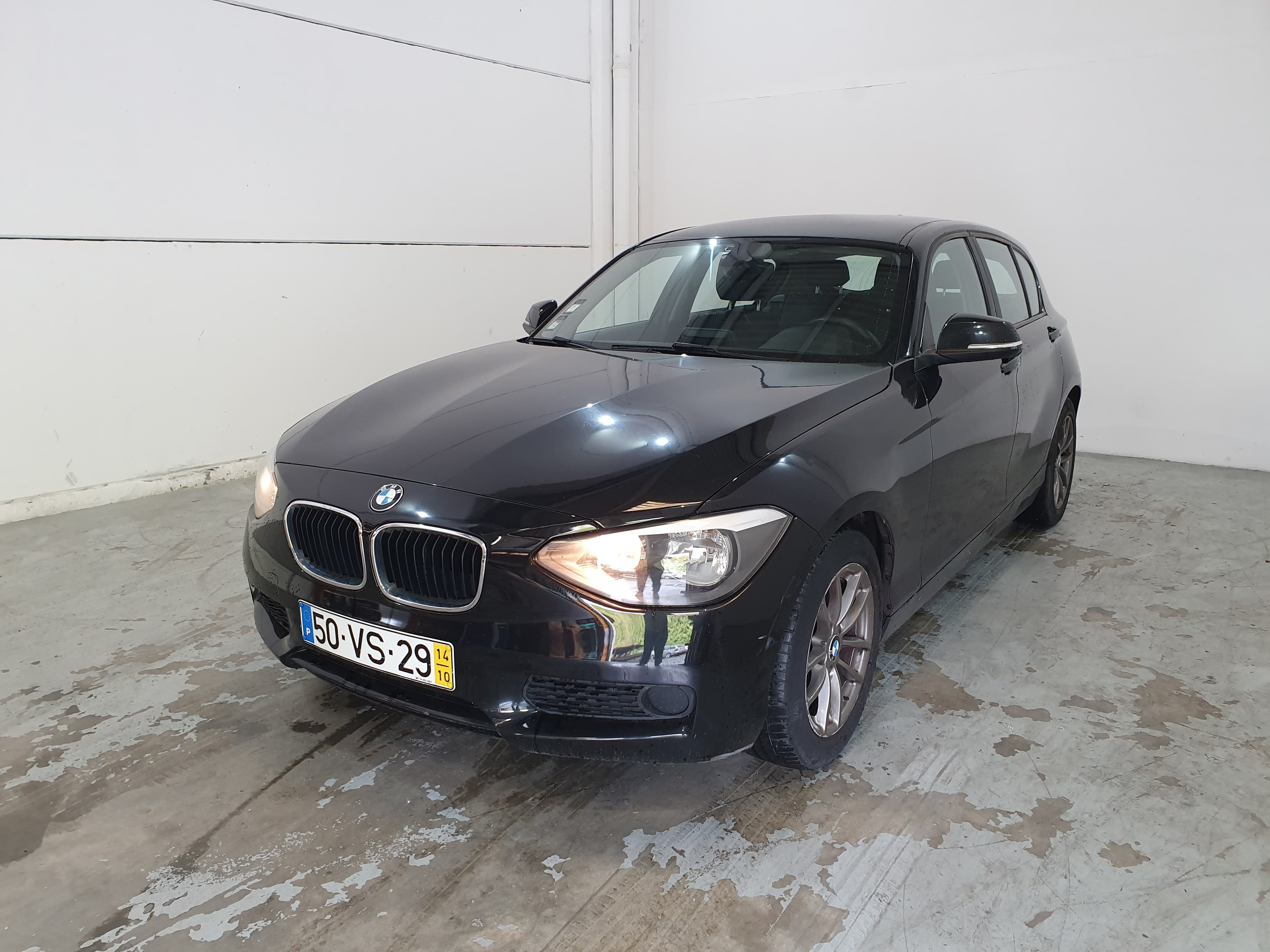 BMW 116D · Ano 2014   50-VS-29
