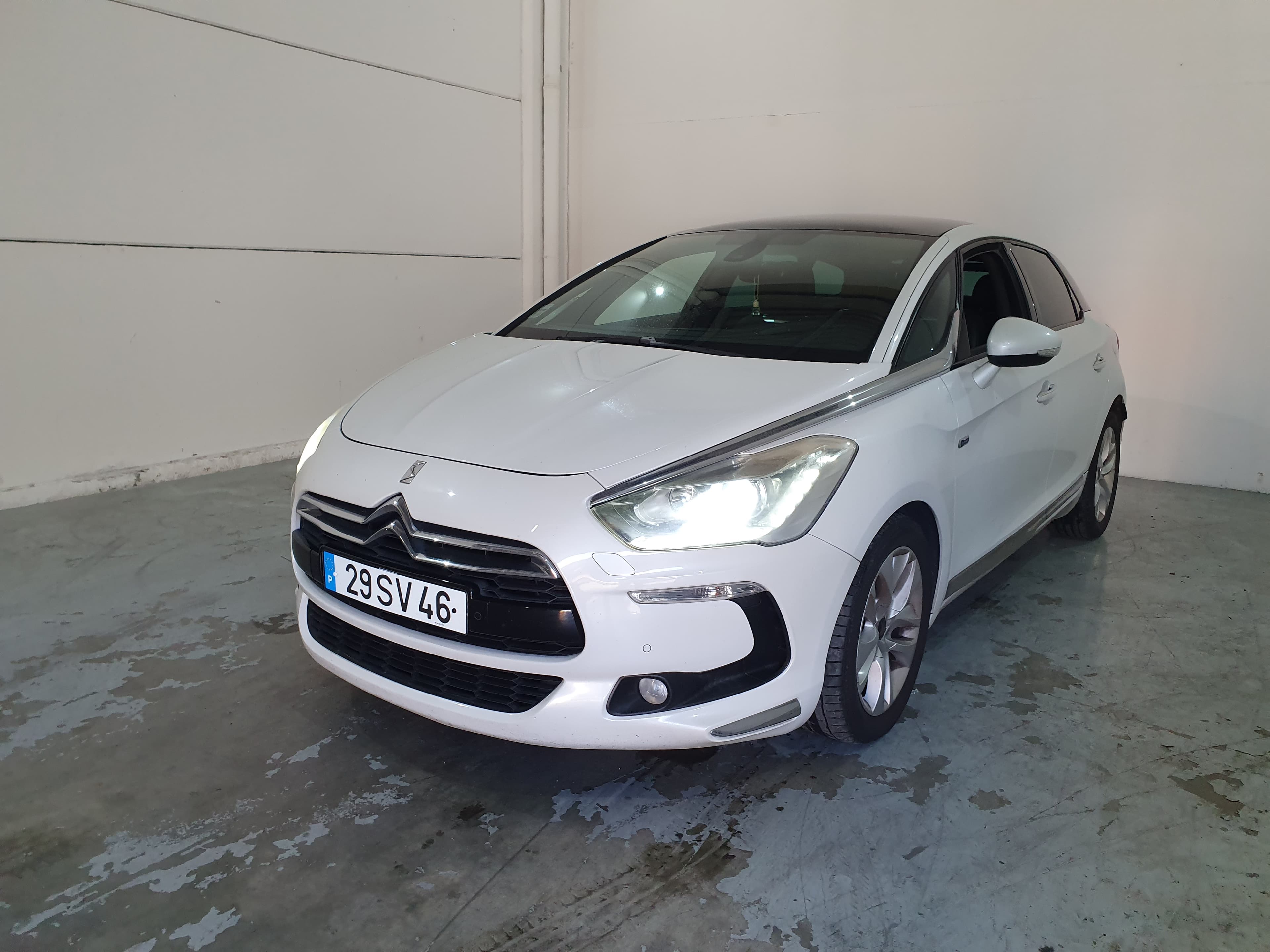 Citroën DS 5 · Ano 2012  29-SV-46