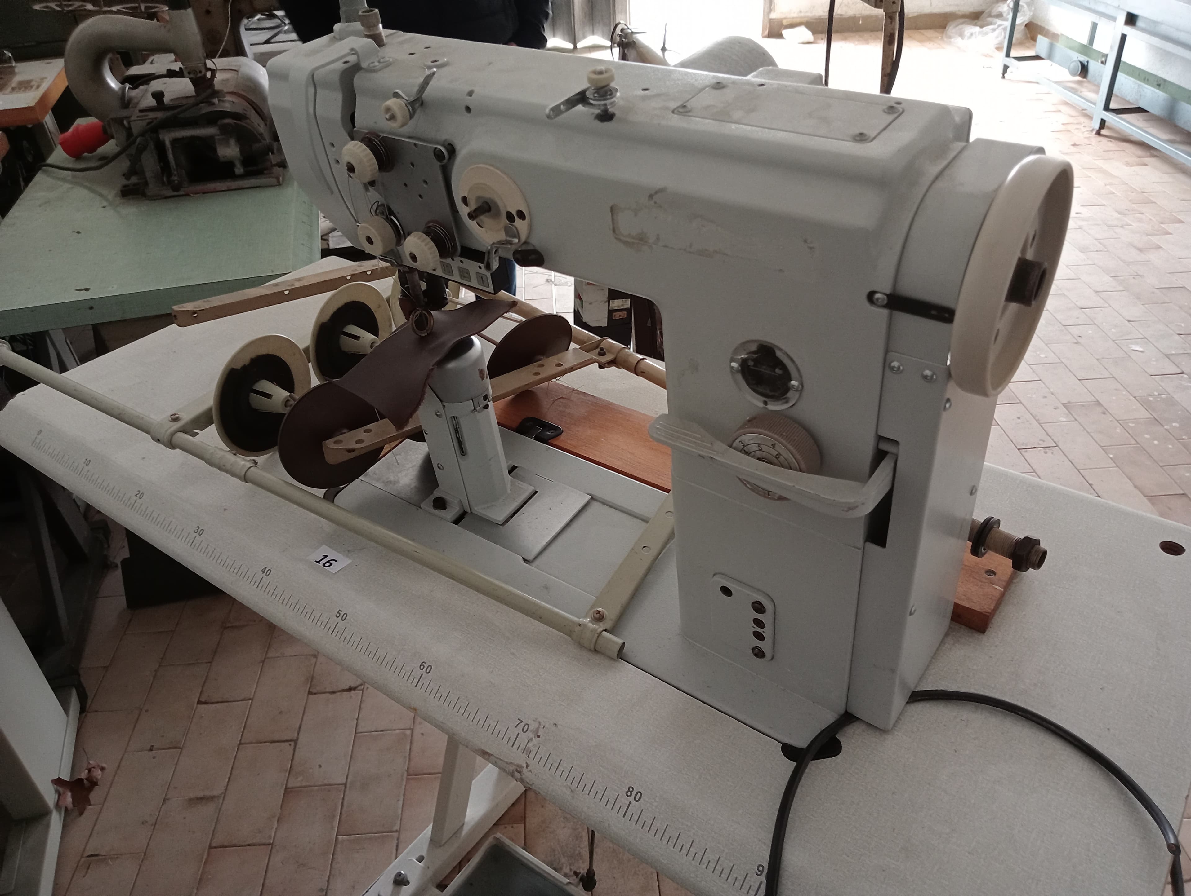Máquina de Coluna Alta