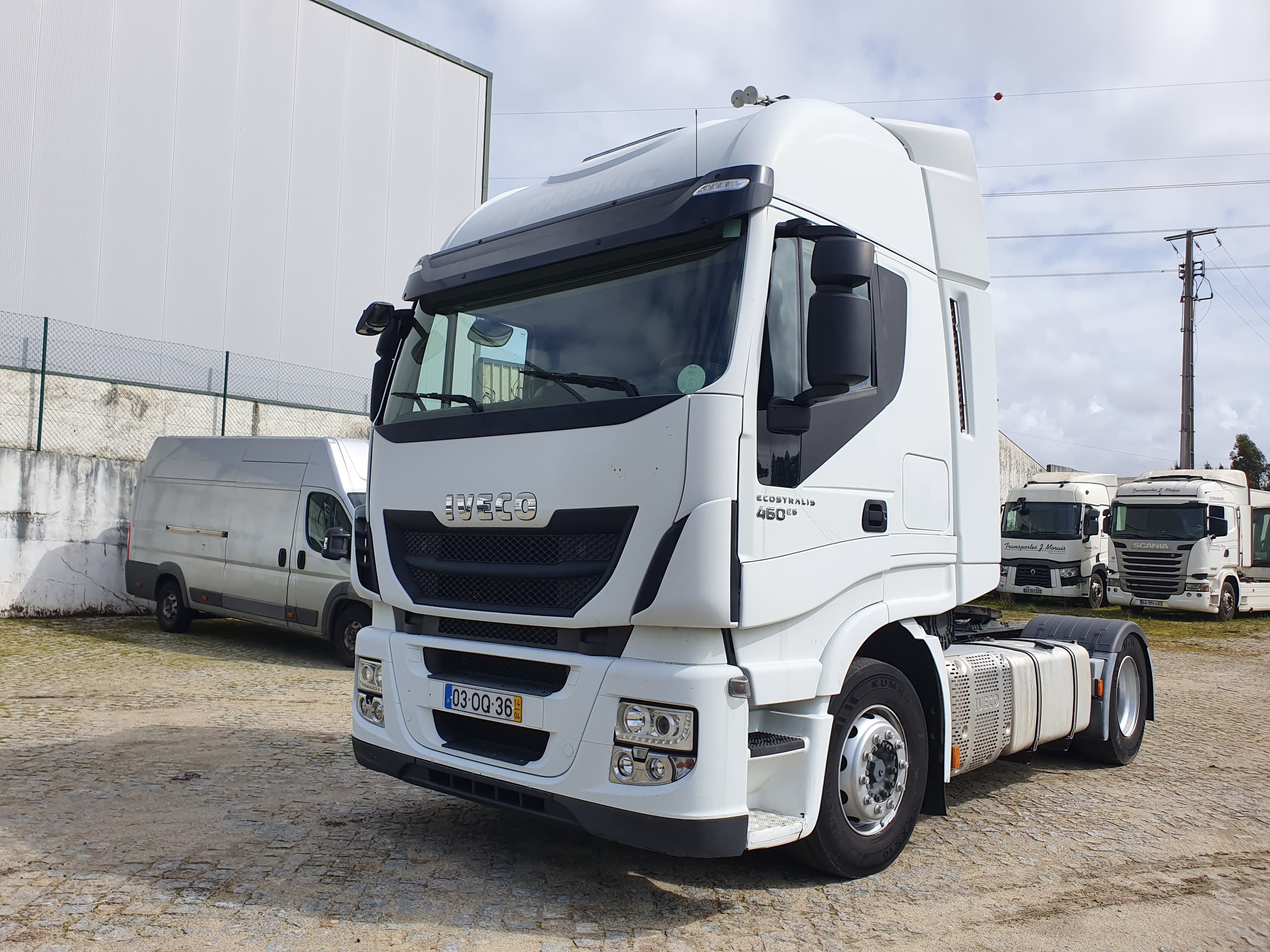 Iveco 460 · Ano 2014    03-OQ-36