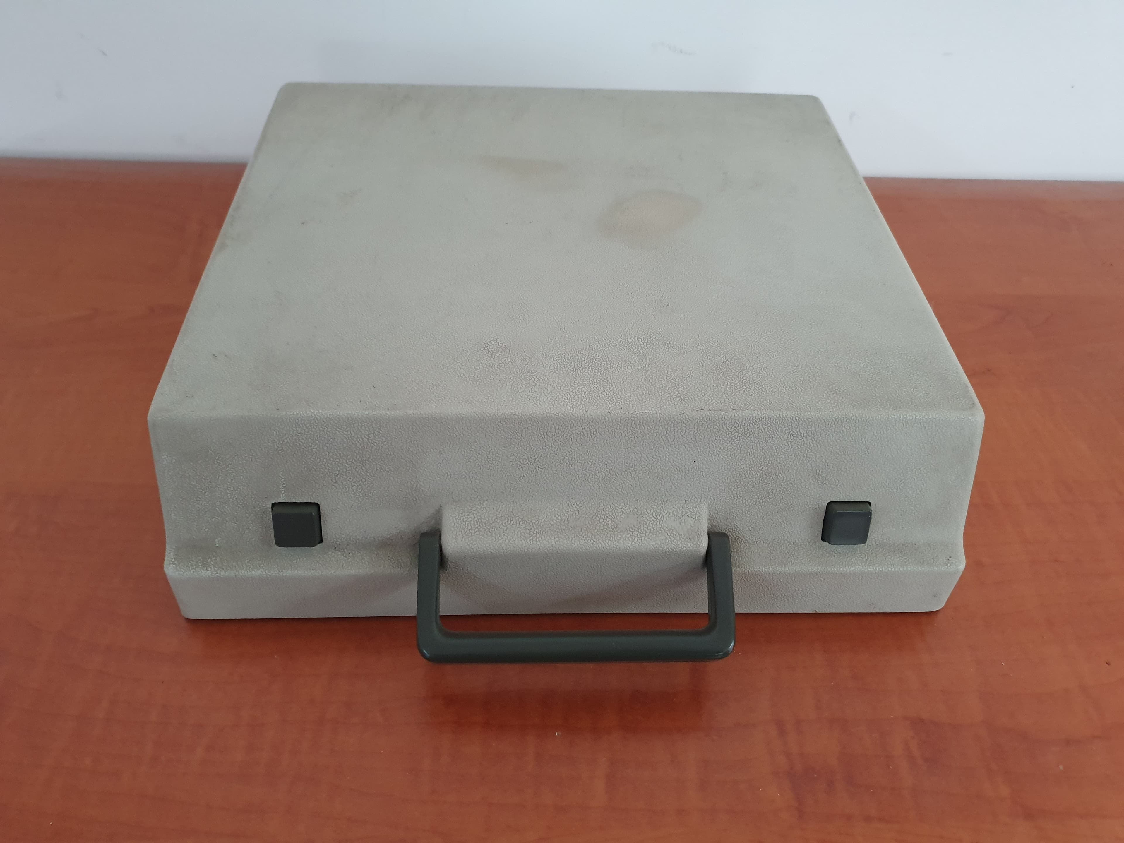 Máquina de escrever Unis Tbur de Luxe