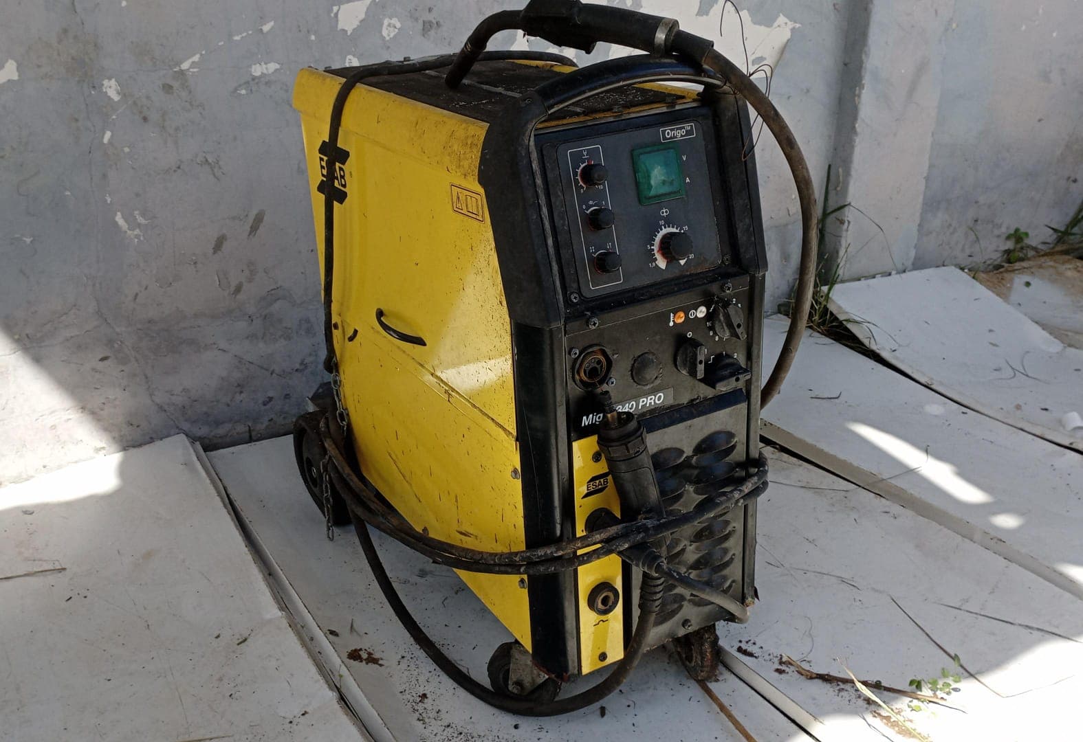 Máquina de soldar ESAB