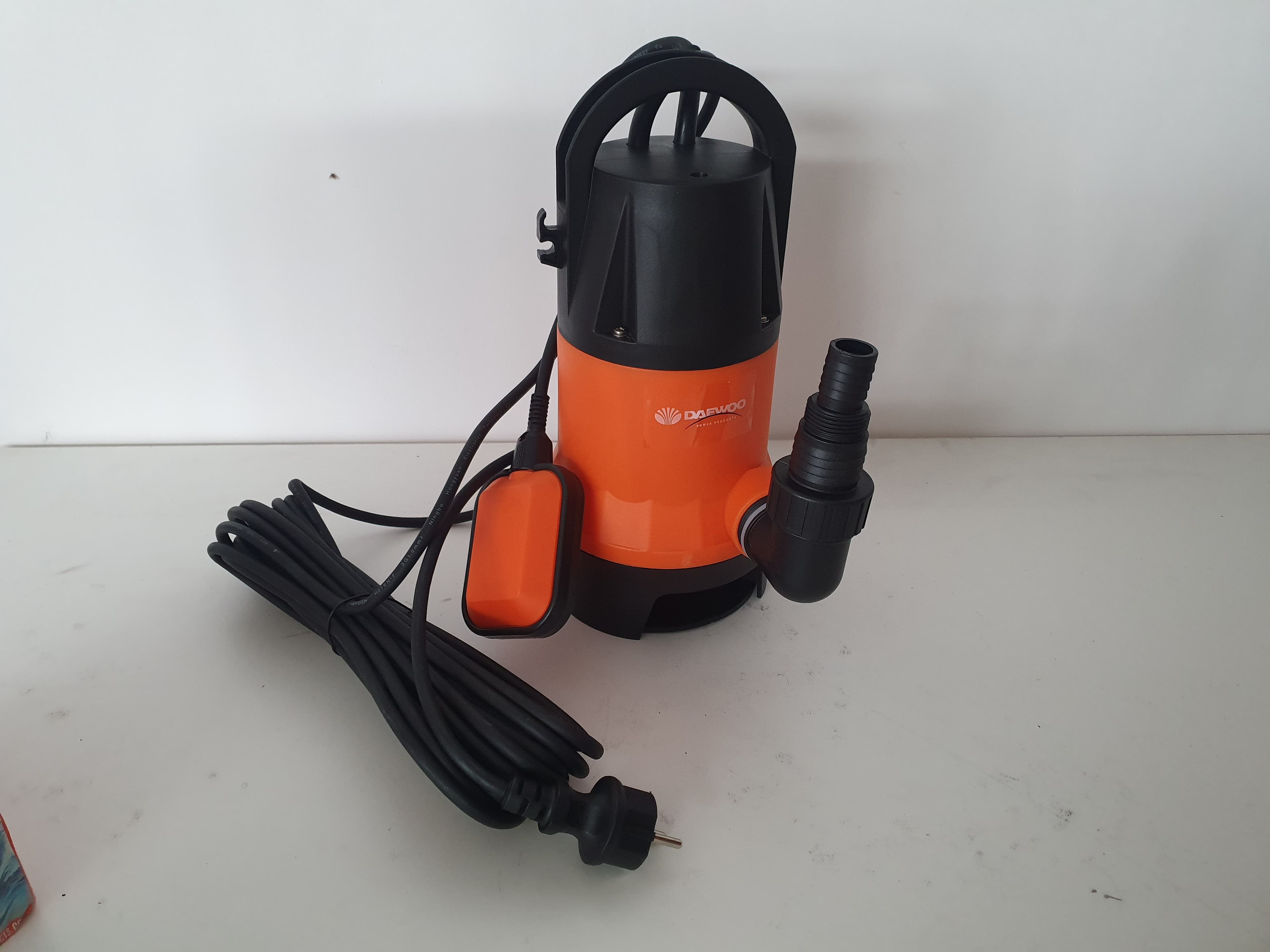 ELETROBOMBA SUBMERSIVEL DAEWOO