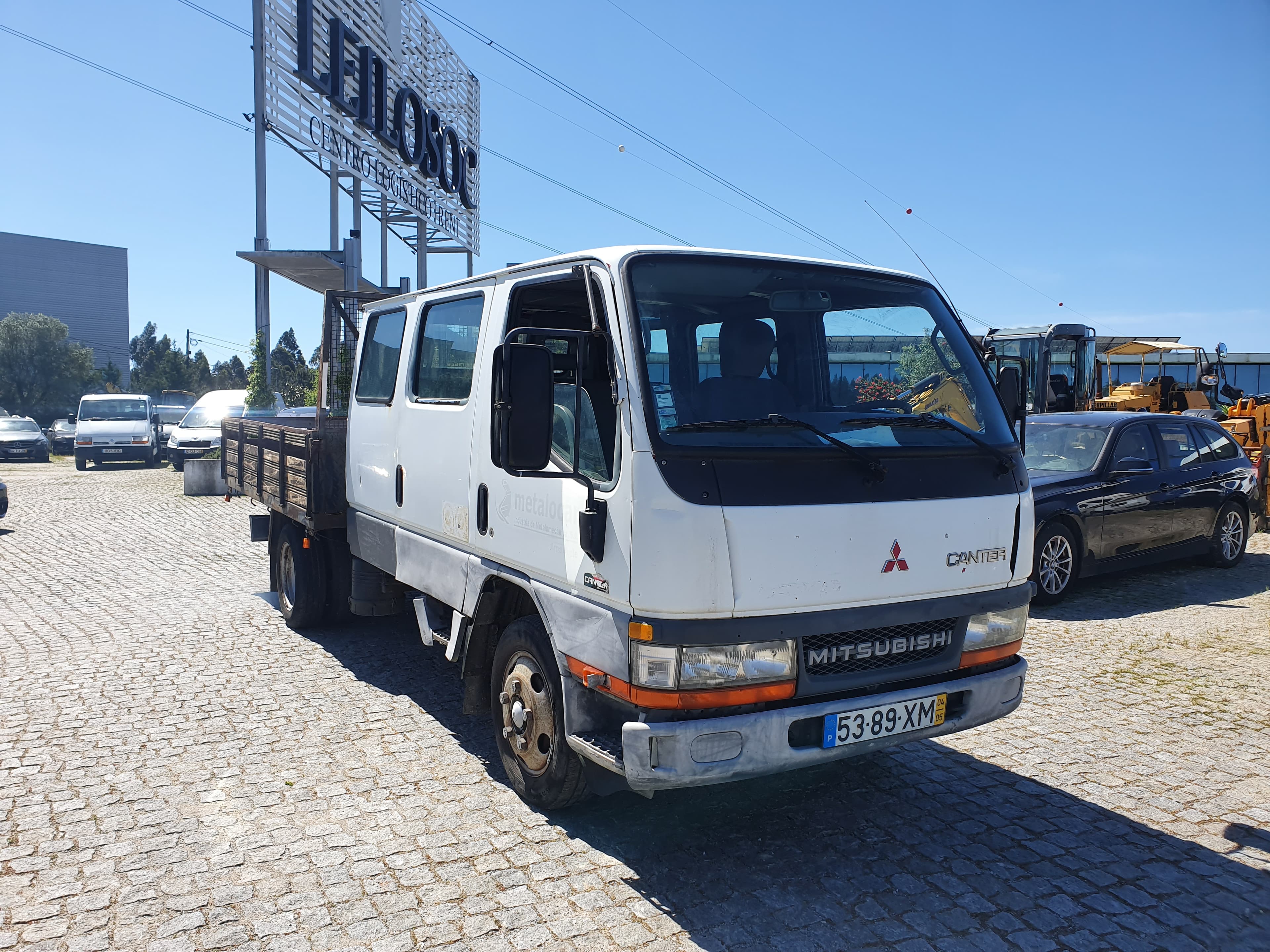 Mitsubishi Canter · Ano 2004   53-89-XM