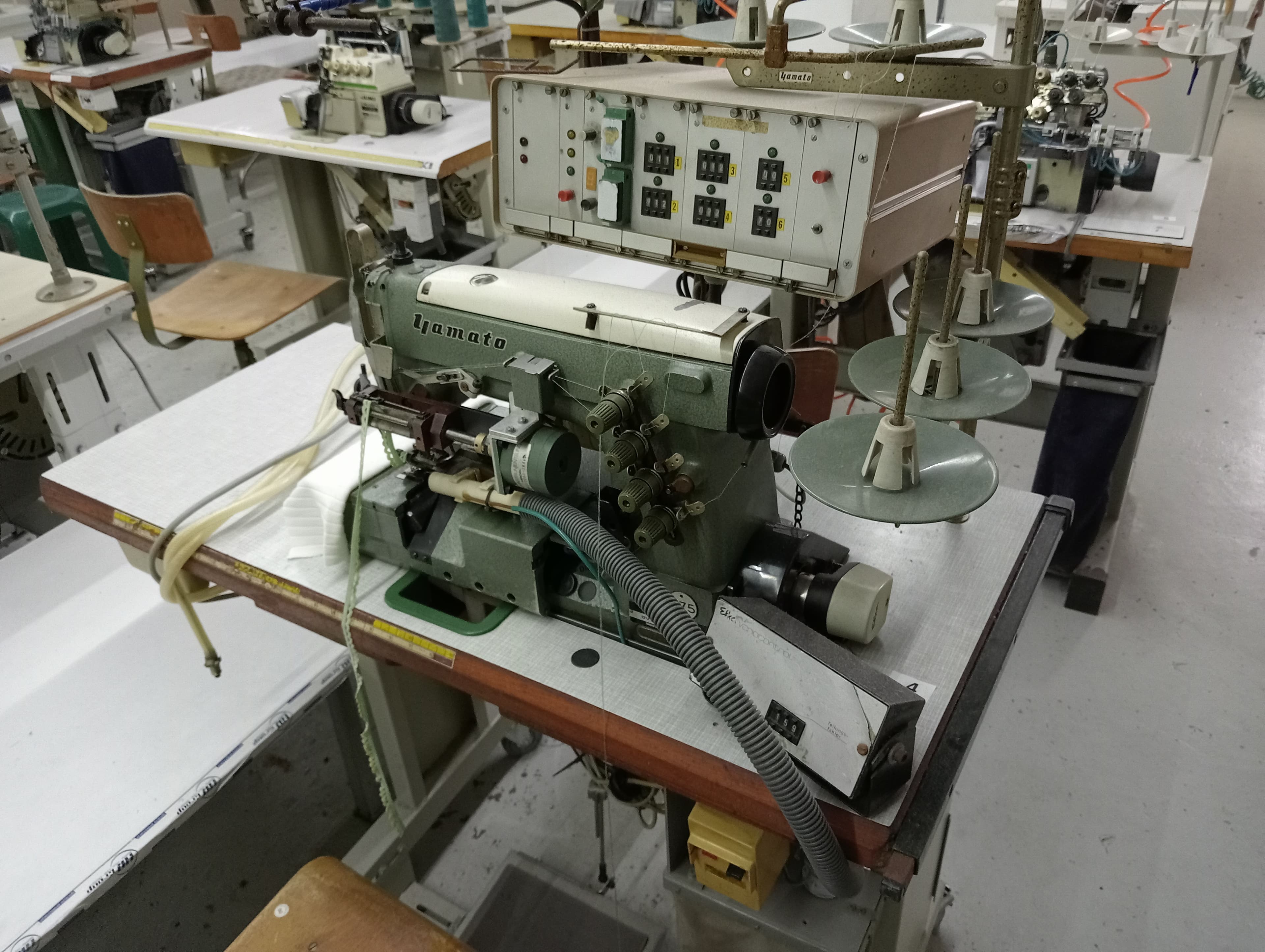 Máquina de aplicar elástico