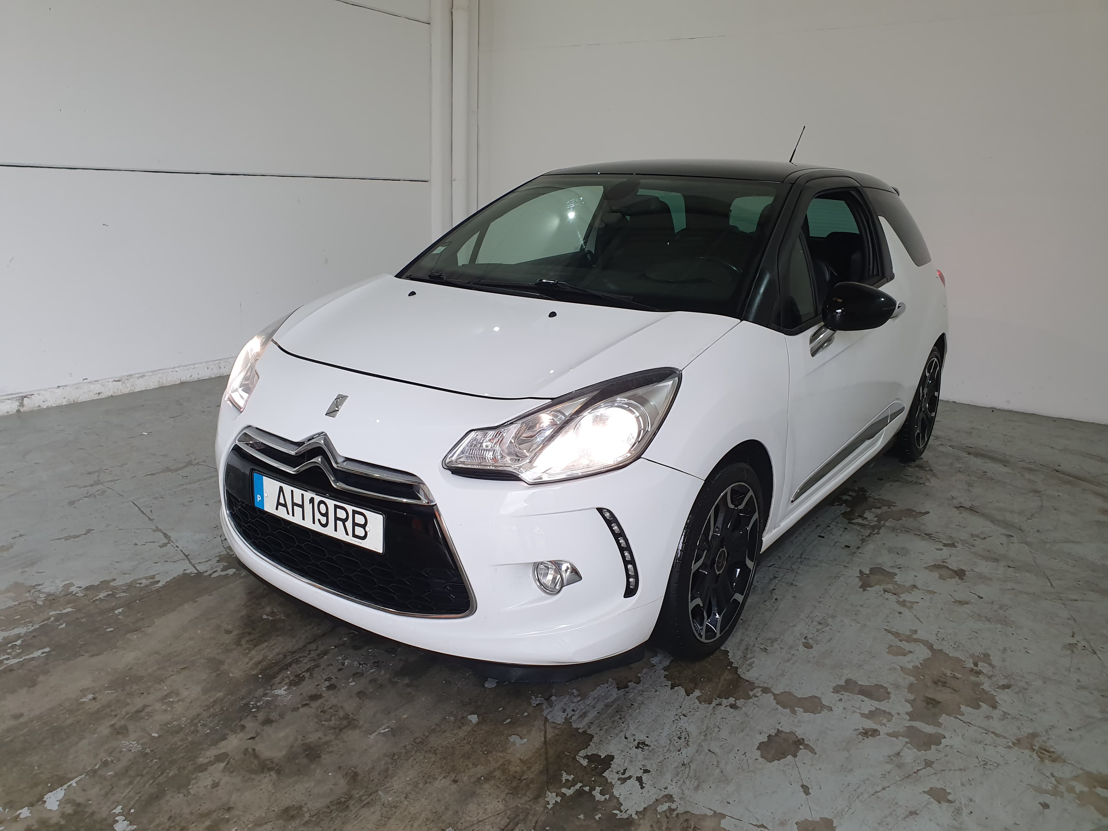 Citroën DS3 · Ano 2012 AH-19-RB