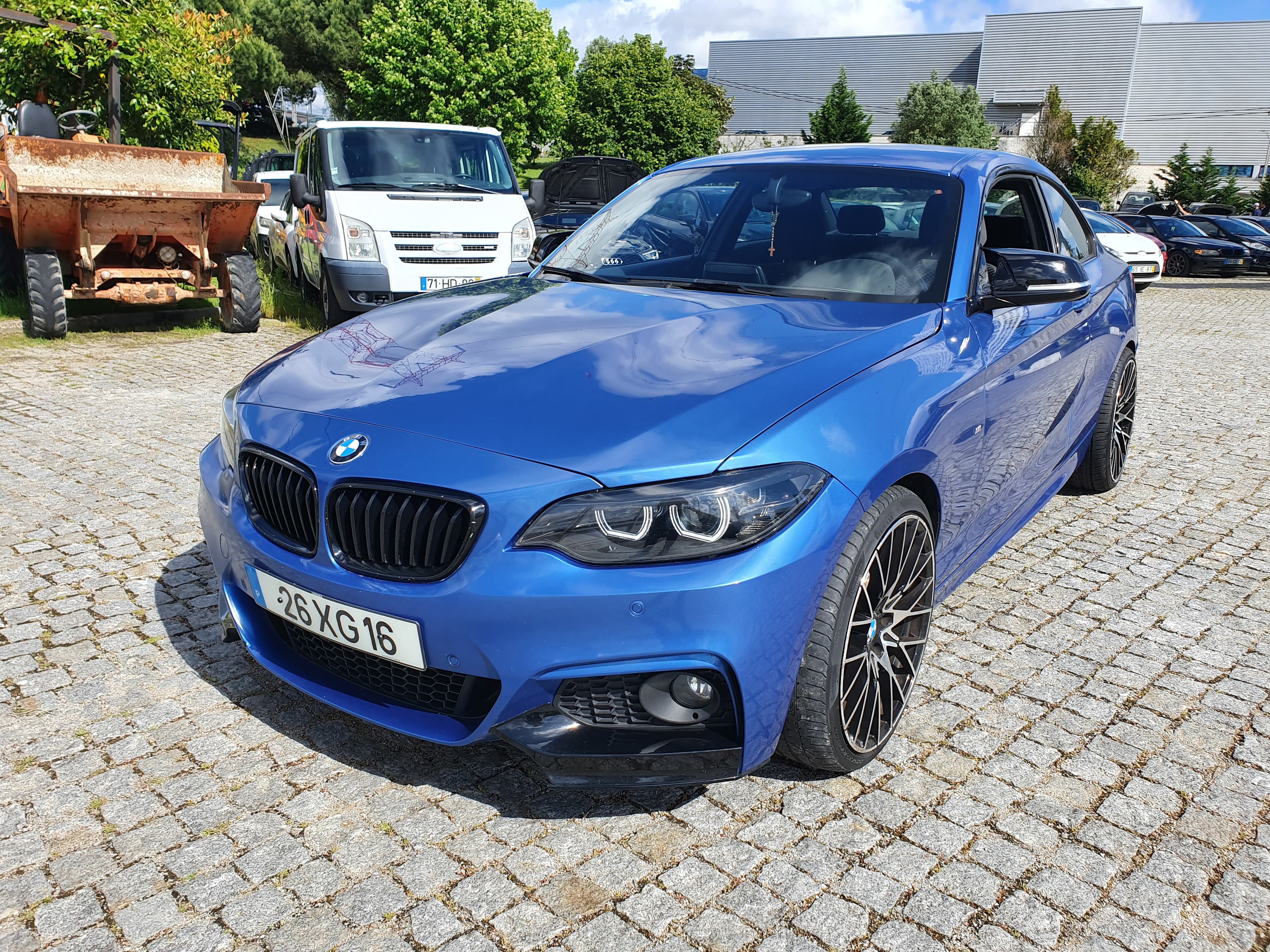 BMW 218D · Ano 2014 26-XG-16