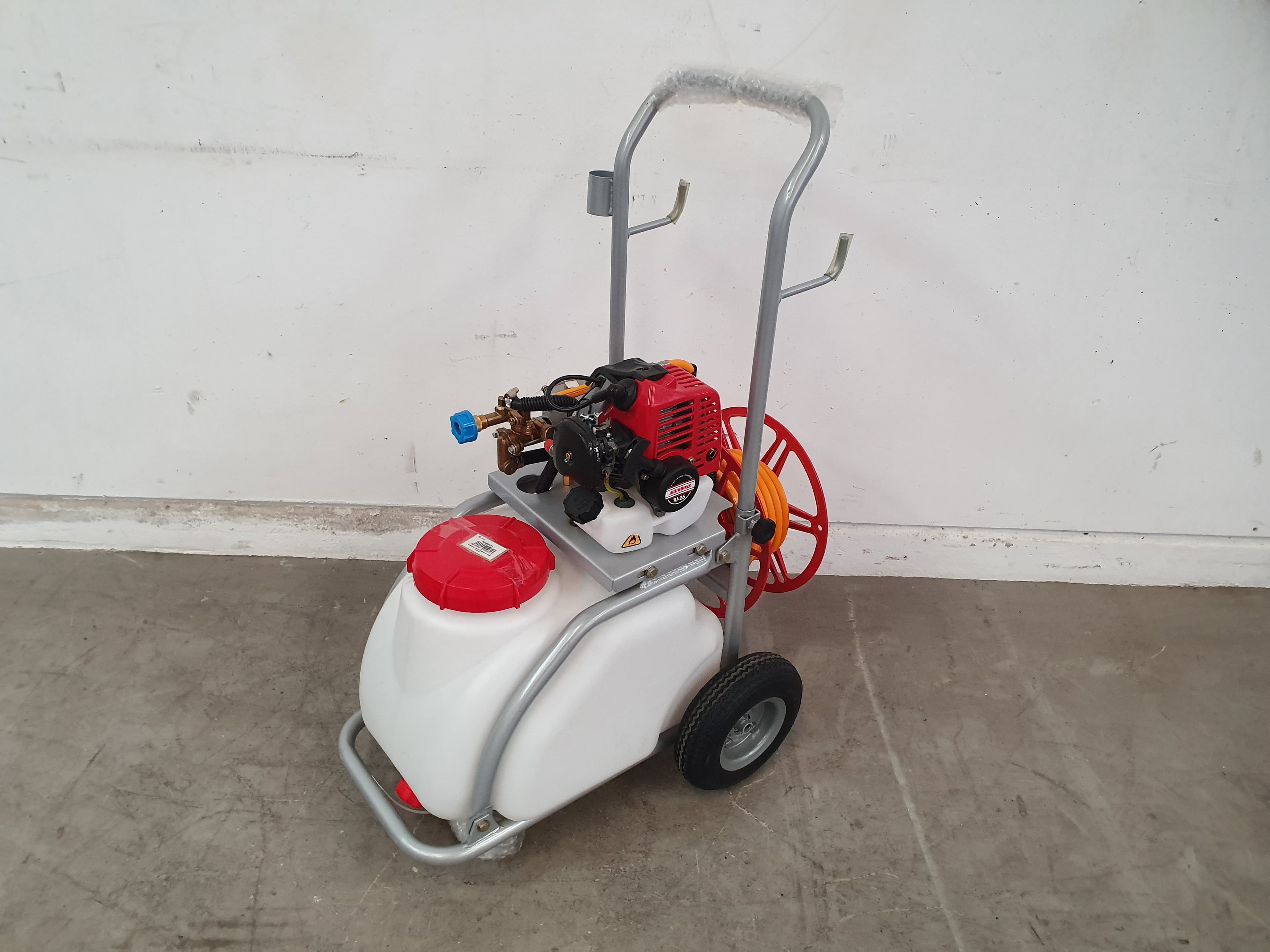 CARRINHO PULVERIZADOR AGROBOSS