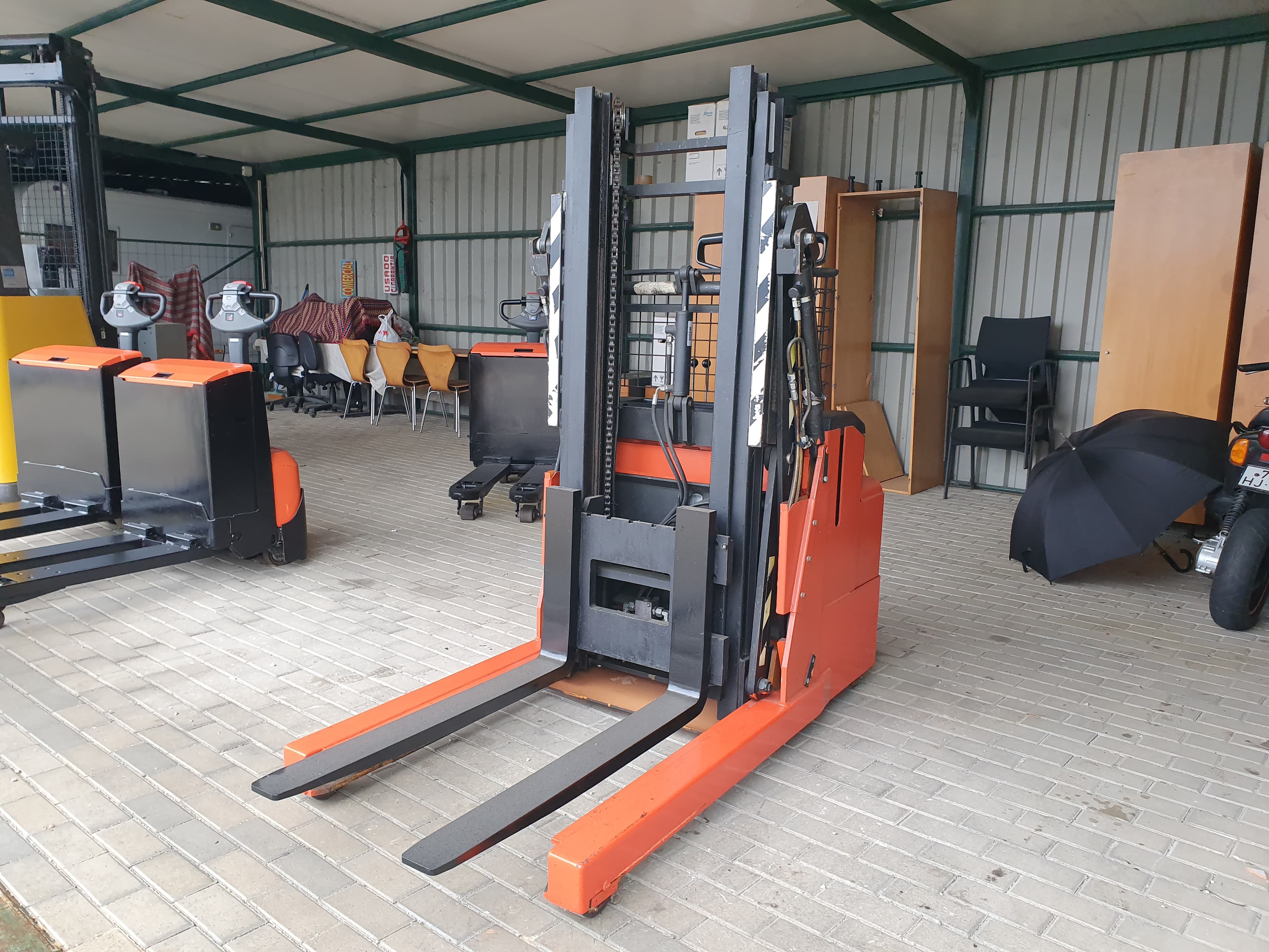 Stacker Retrátil BT RWE 120
