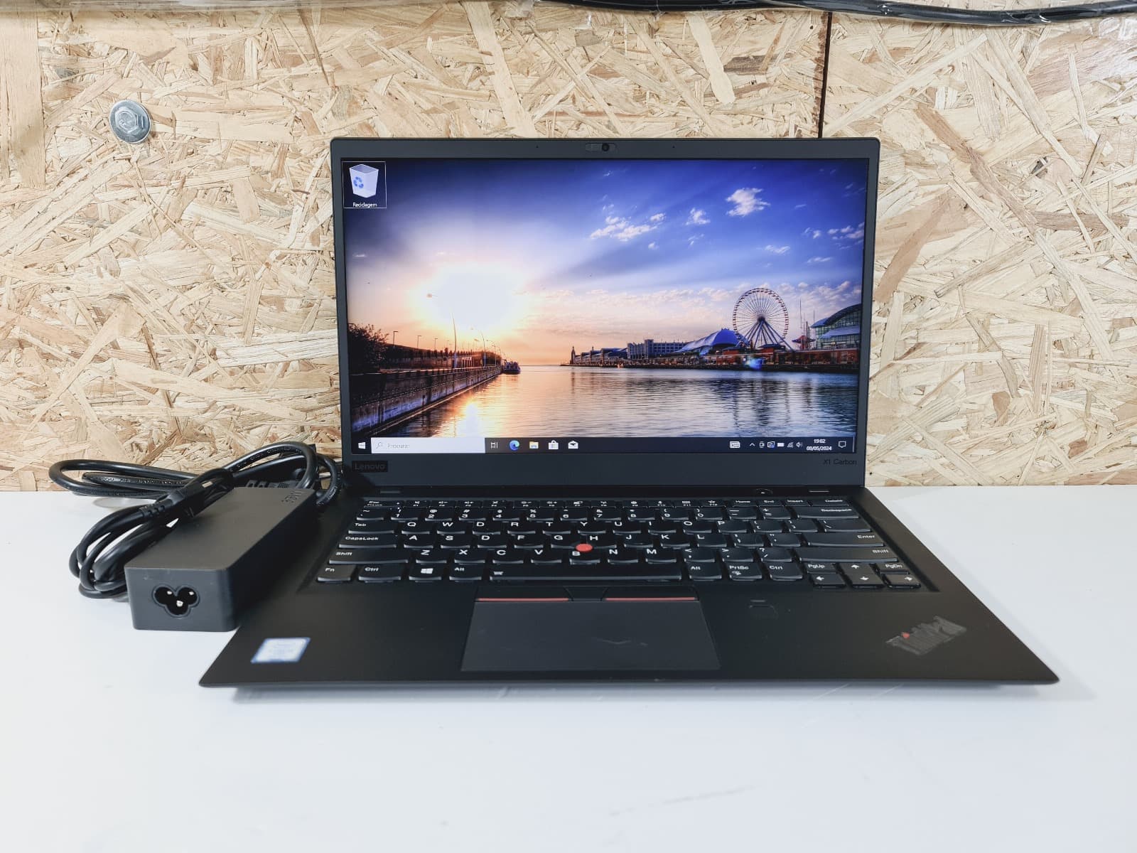 Portátil Lenovo ThinkPad X1 Carbon de 6ª Geração