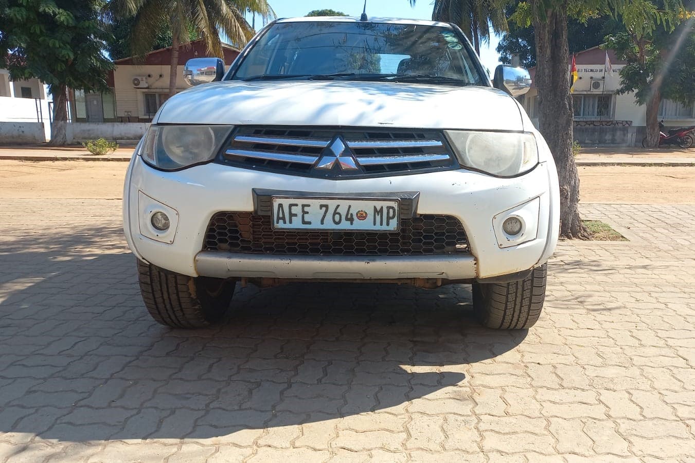 Mitsubishi Triton 2.5 HP