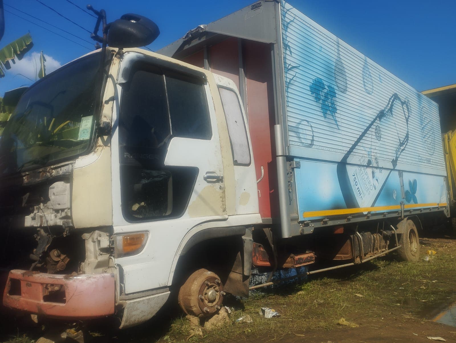 Viatura marca Toyota Hino Ranger