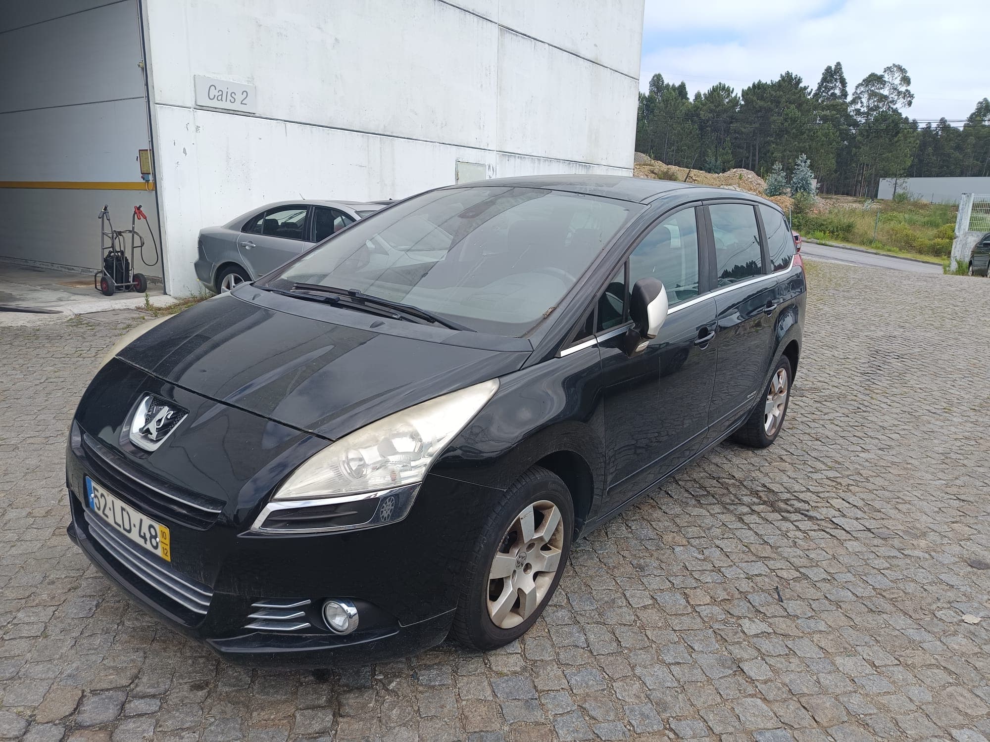 Peugeot  5008 · Ano 2010