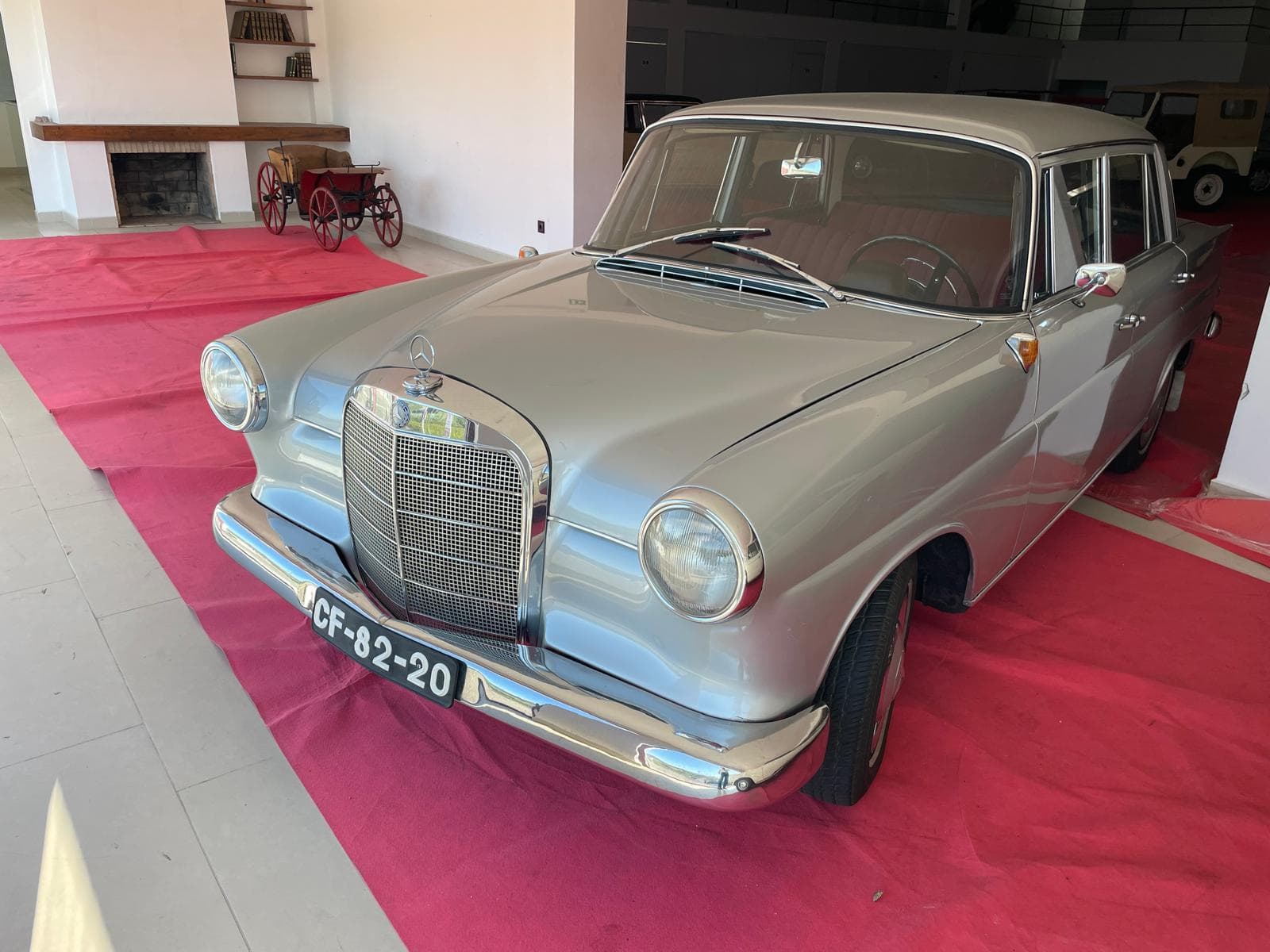 Mercedes-Benz 190