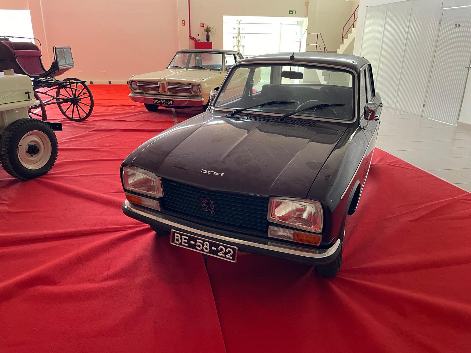 Peugeot 304
