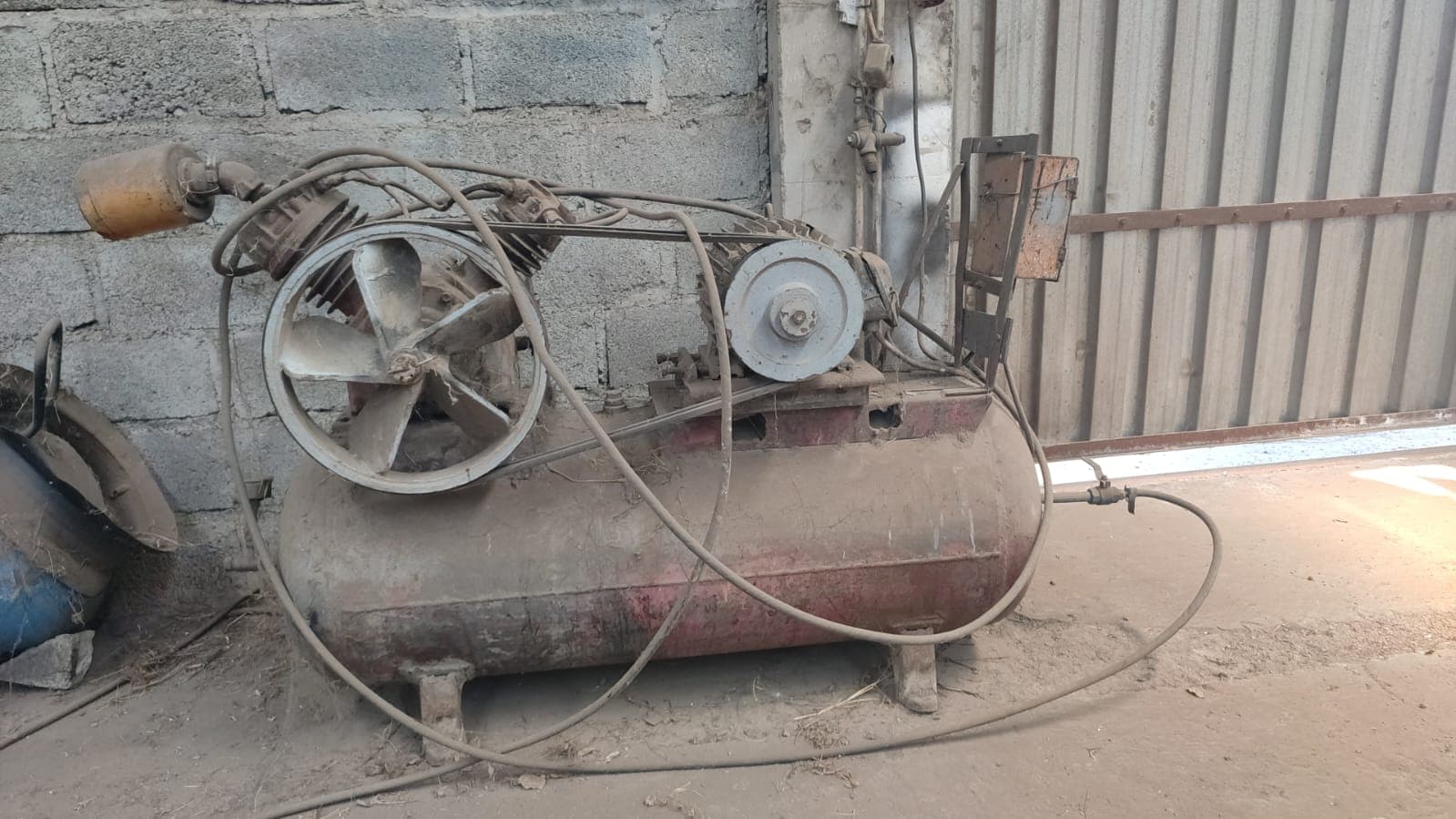 Compressor de ar elétrico, trifásico