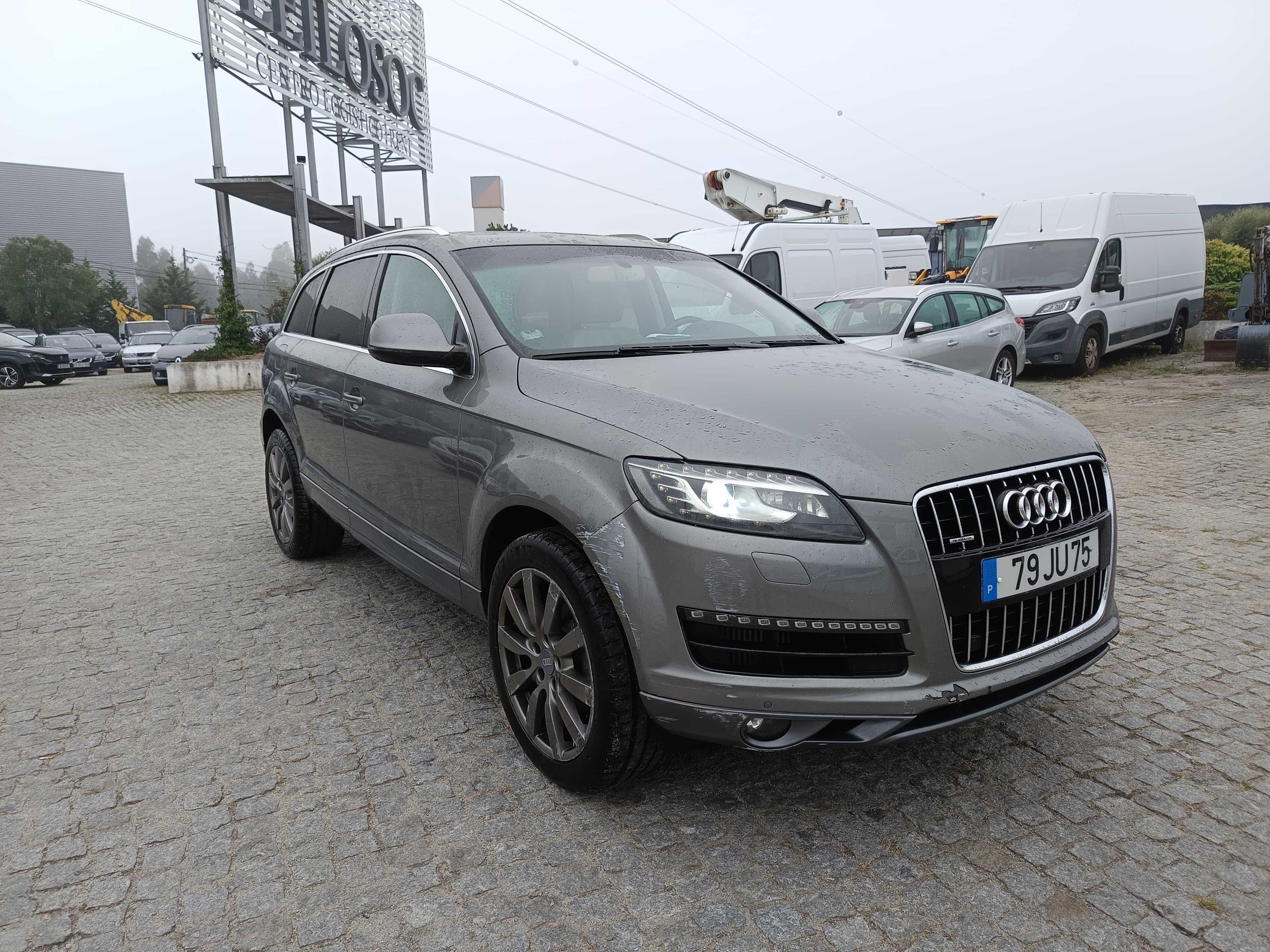 Audi Q7 - Ano 2010