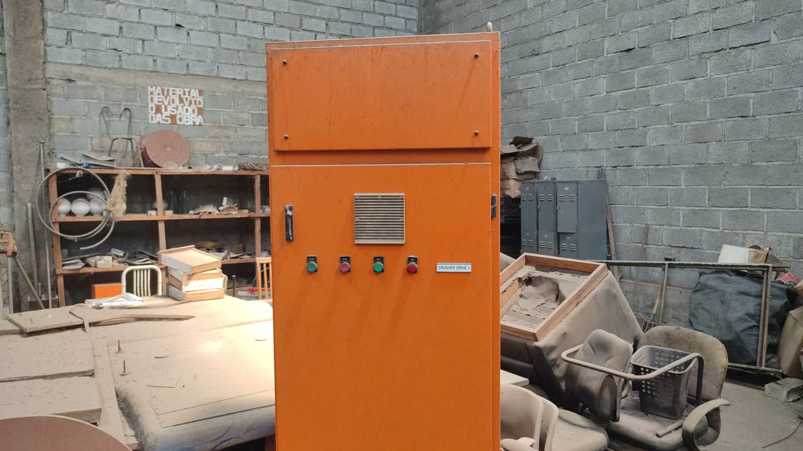 Quadro elétrico de britadeira