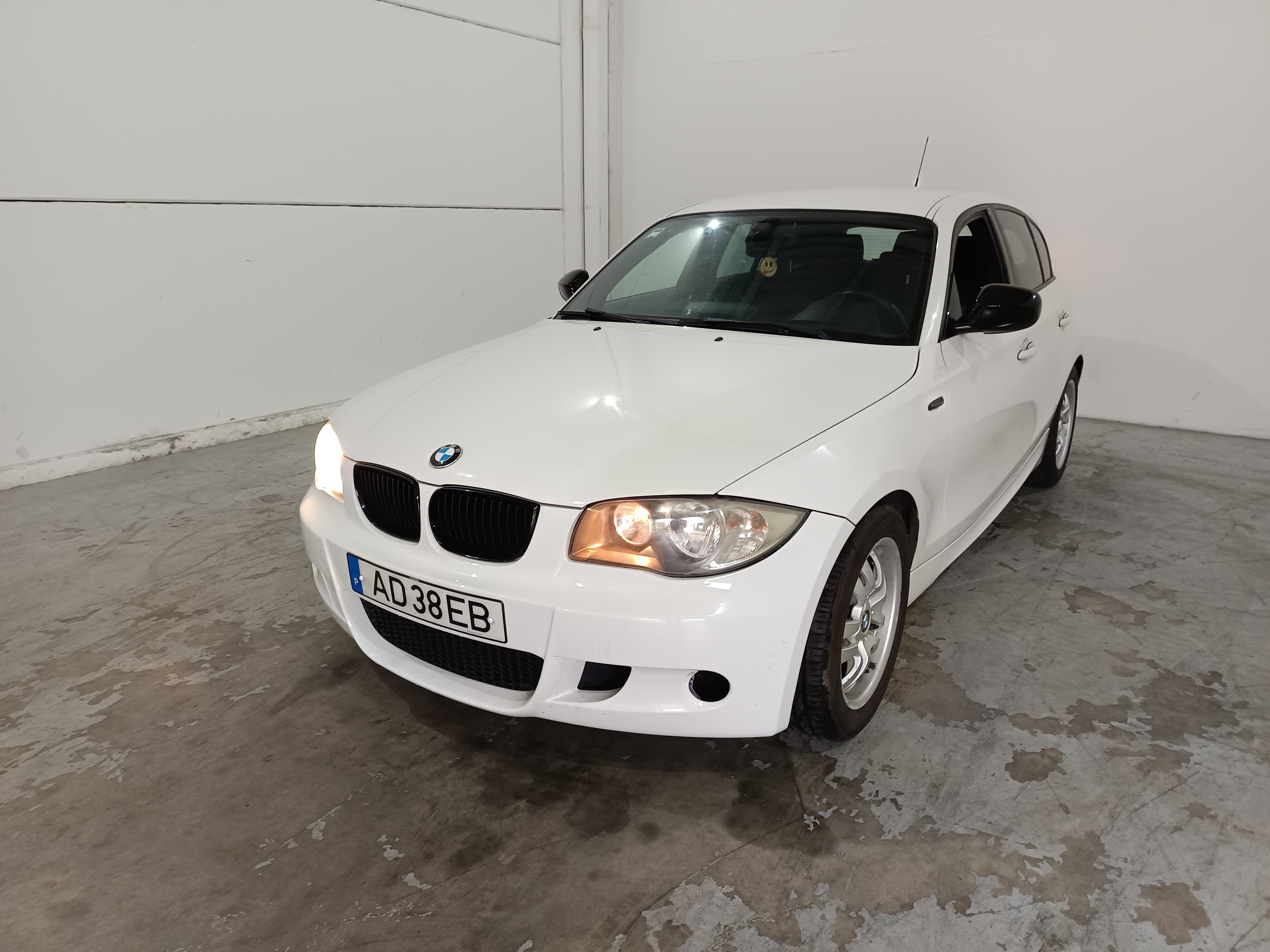 BMW 118D · Ano 2011