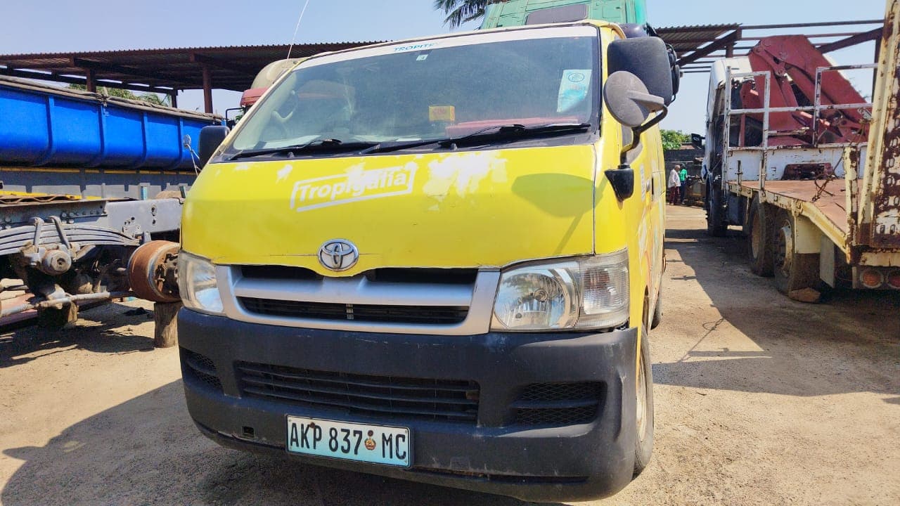 TOYOTA HIACE HIACE 5L 