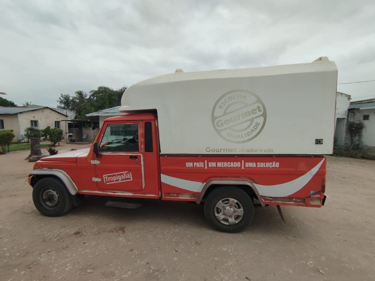 MAHINDRA BOLERO