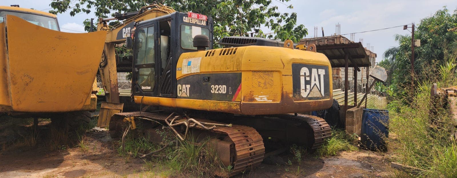 CATERPILLAR/323 DL
