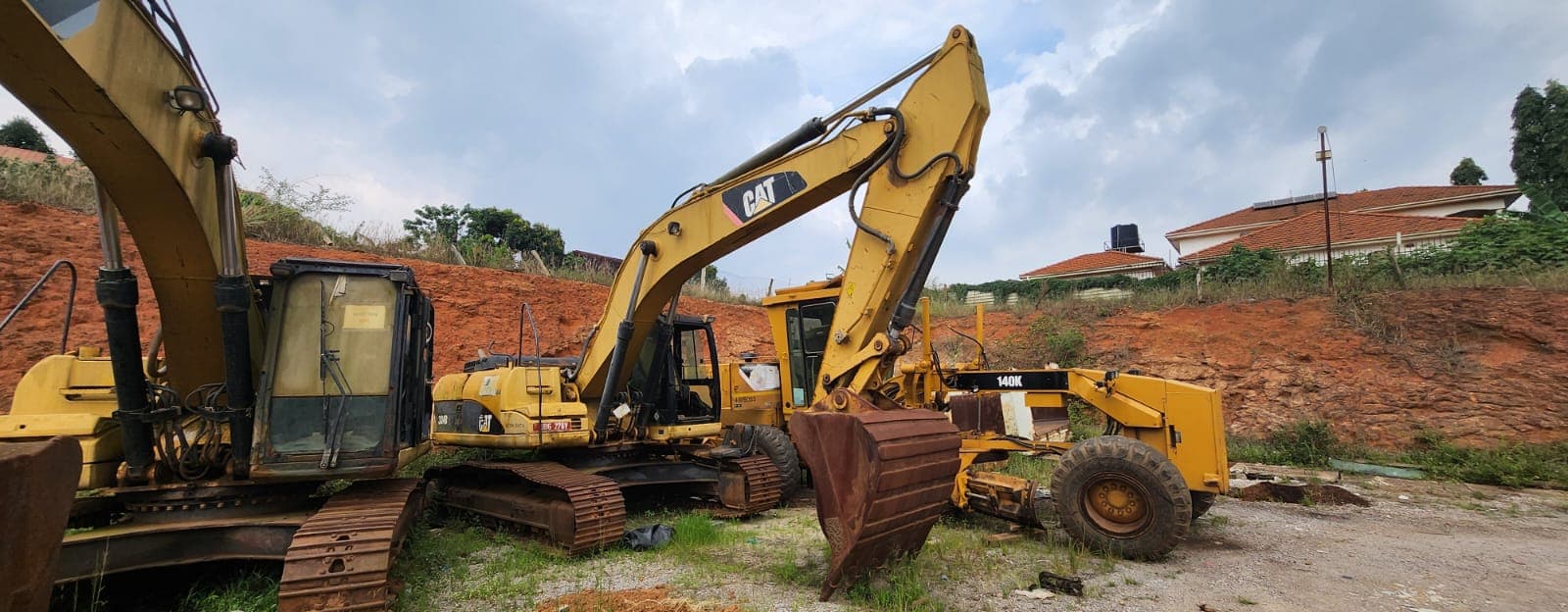 CATERPILLAR/324 DNL