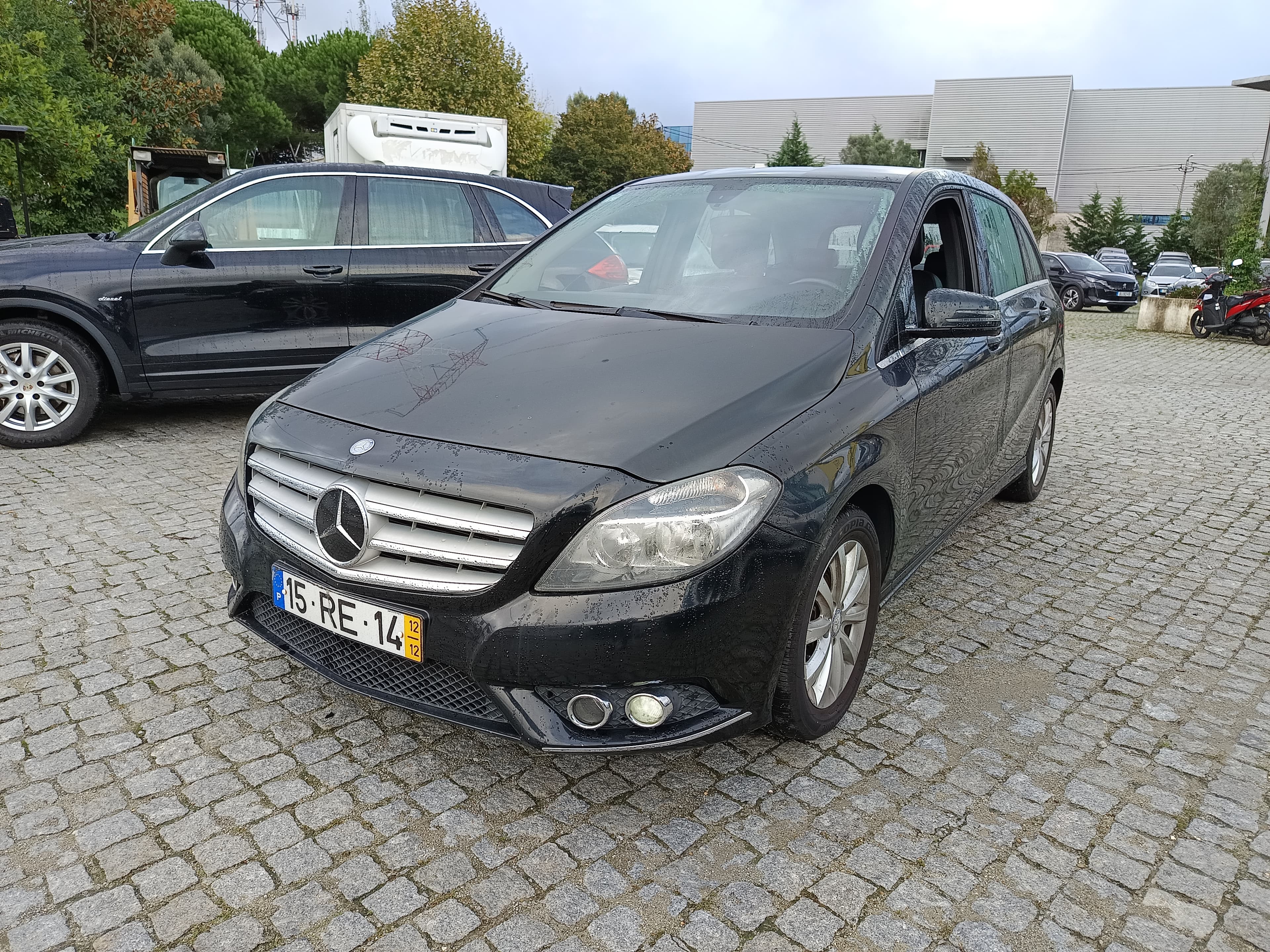 Mercedes-Benz B180 CDI · Ano 2012