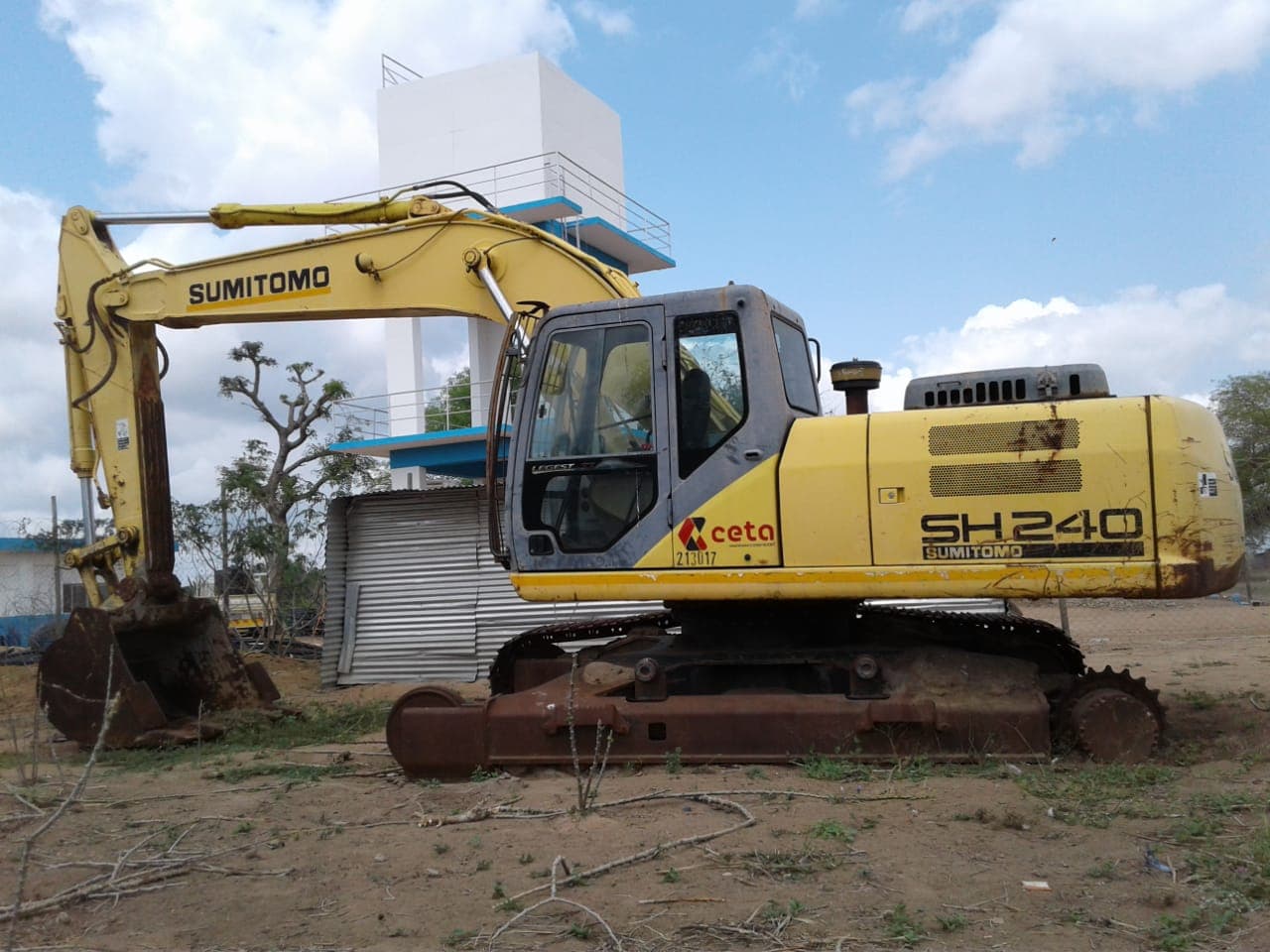 Retroescavadora - SUMITOMO/SH240-5
