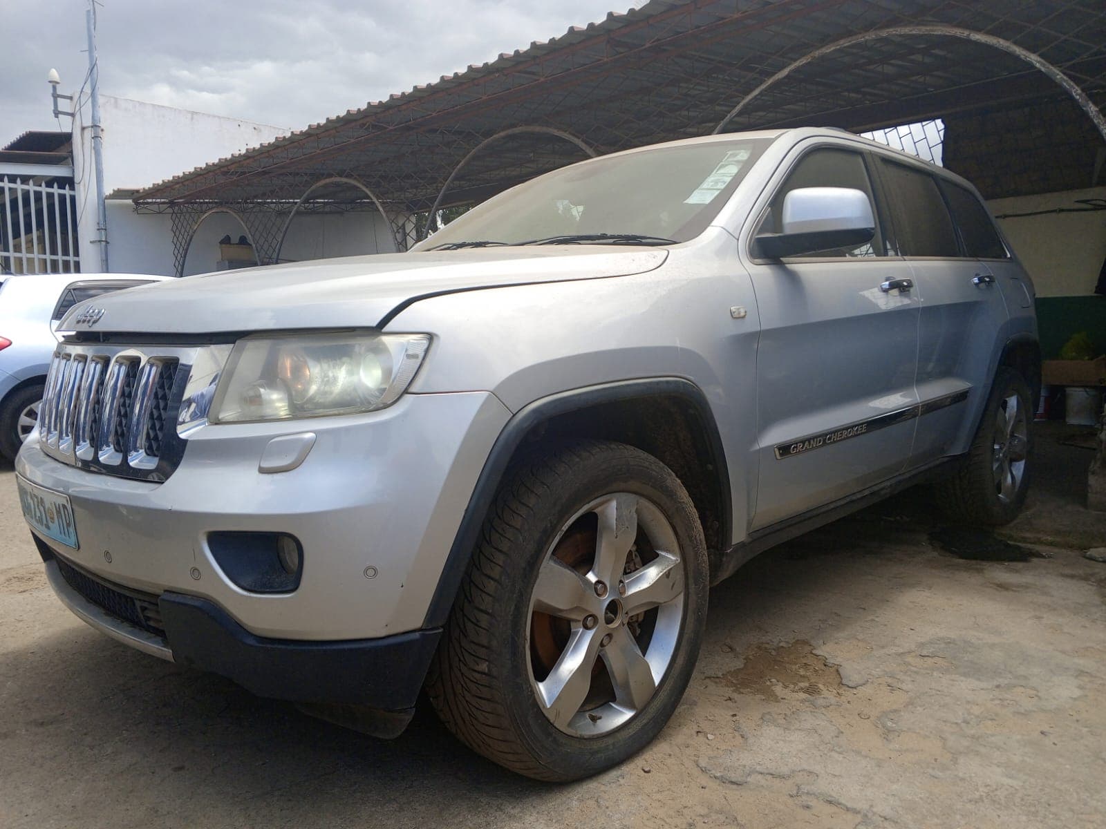 JEEP GRAND CHEROKEE