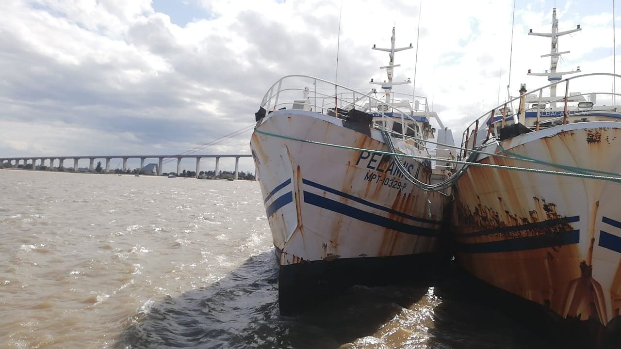 Um Atuneiro | One Longliner