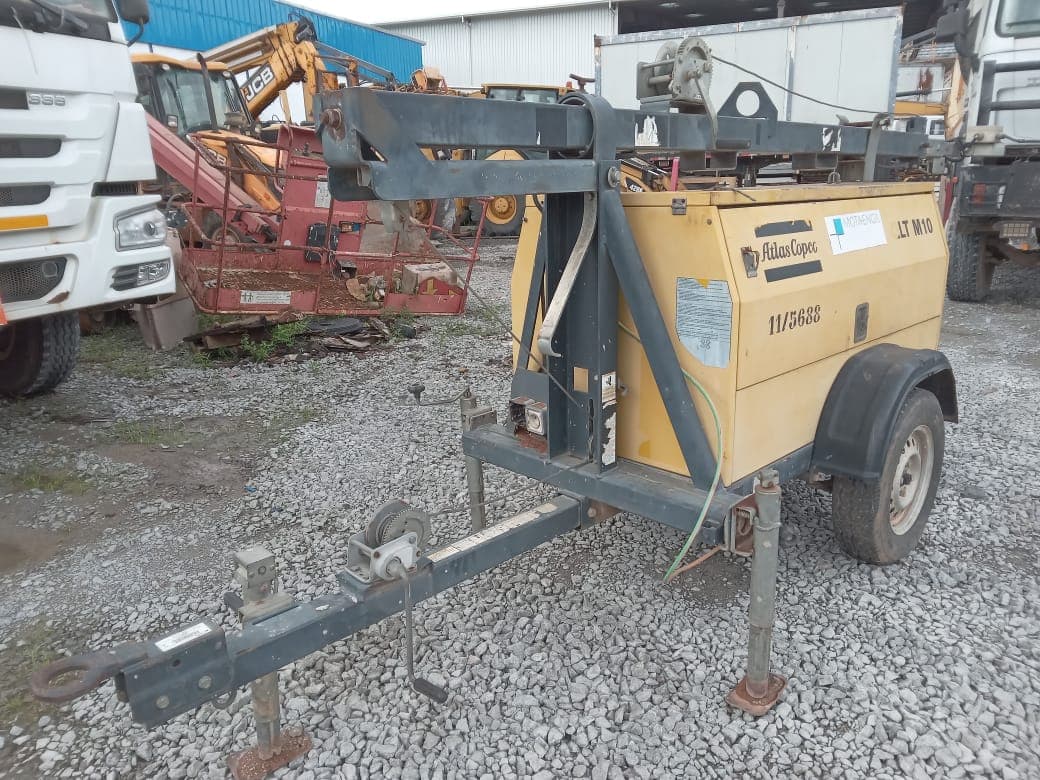 Tour d'éclairage ATLAS COPCO QLT M10