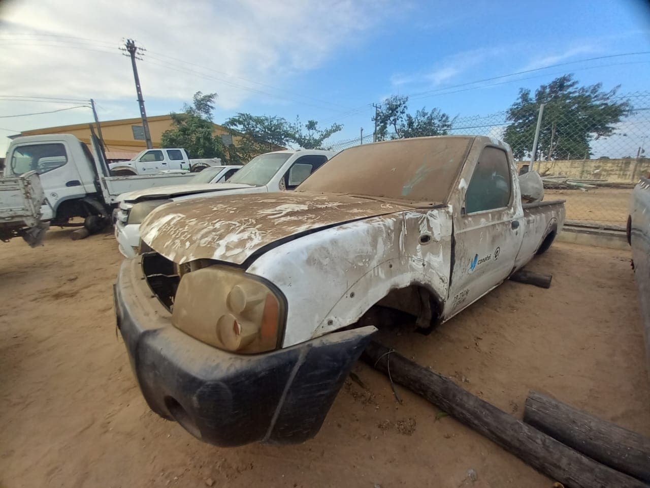 NISSAN HARBODY