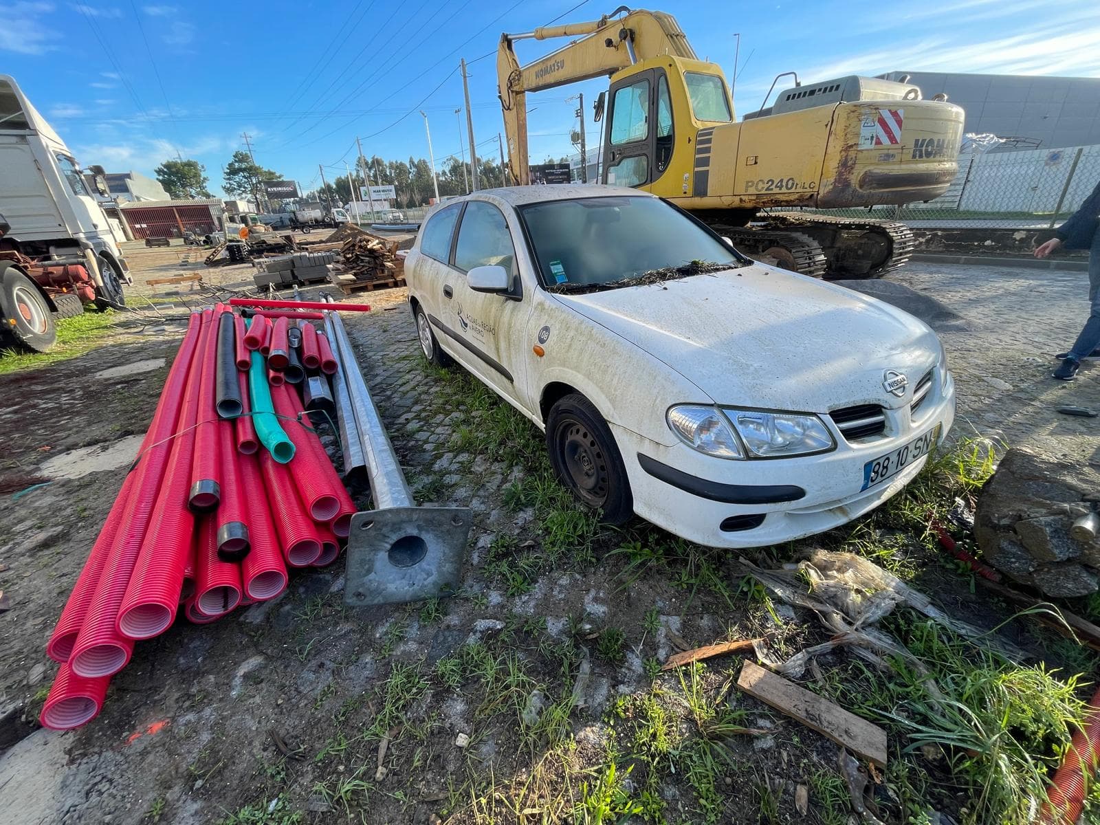 Nissan Almera · Ano 2001
