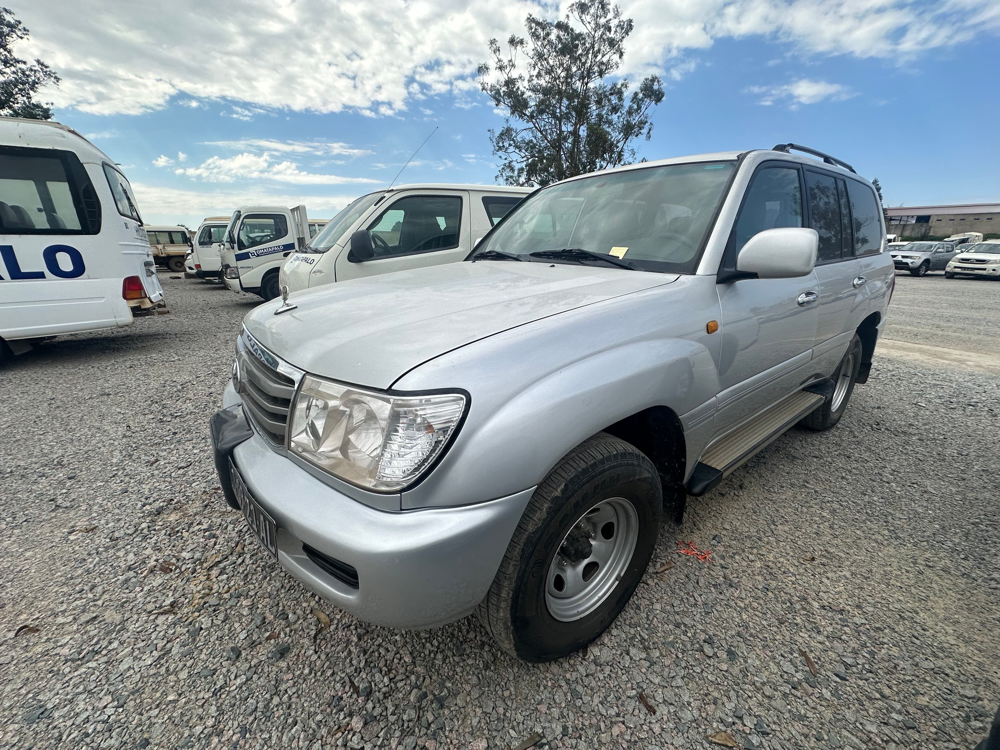 TOYOTA LAND-CRUISER GX