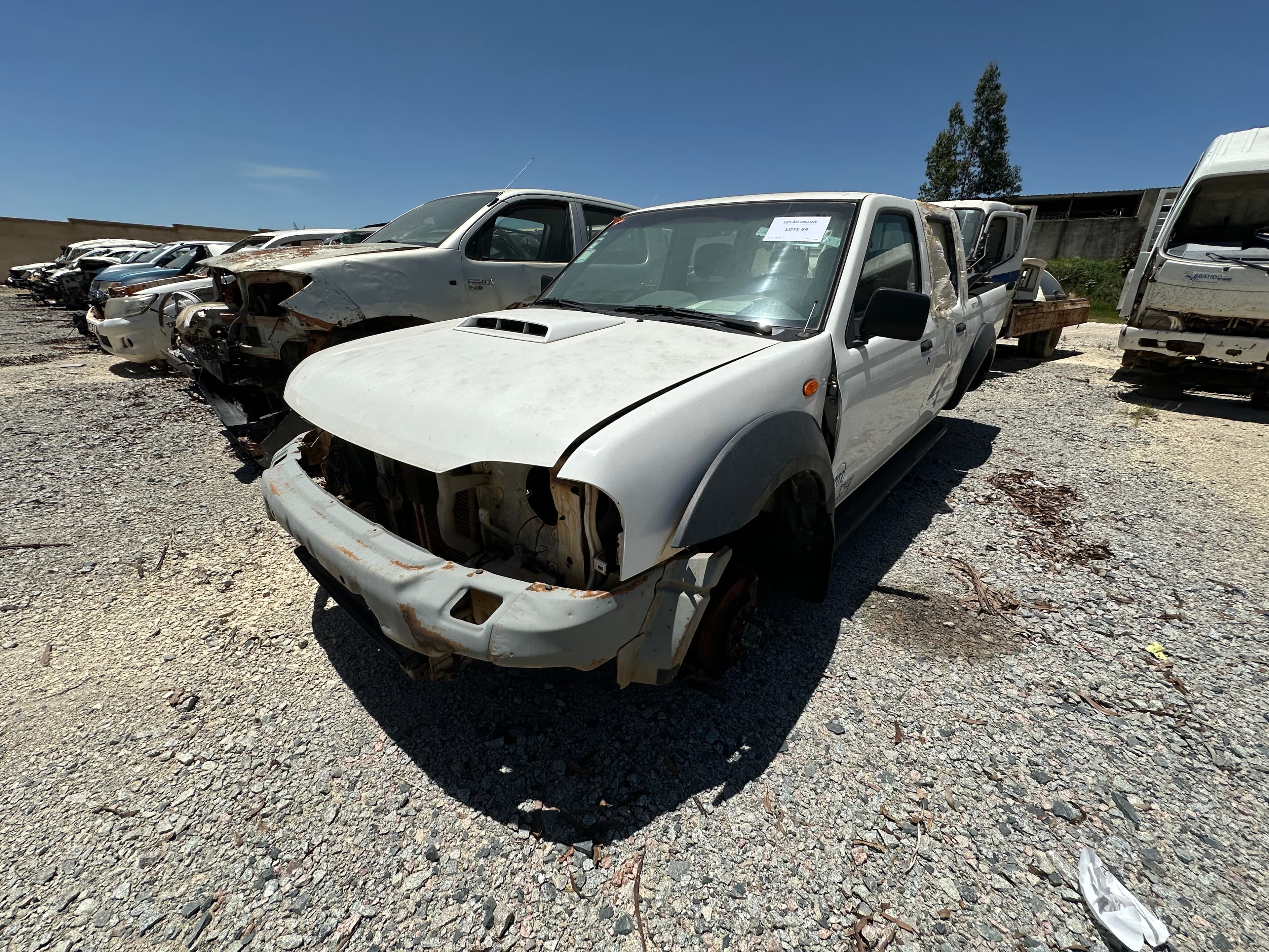 NISSAN HARDBODY 4WD DC