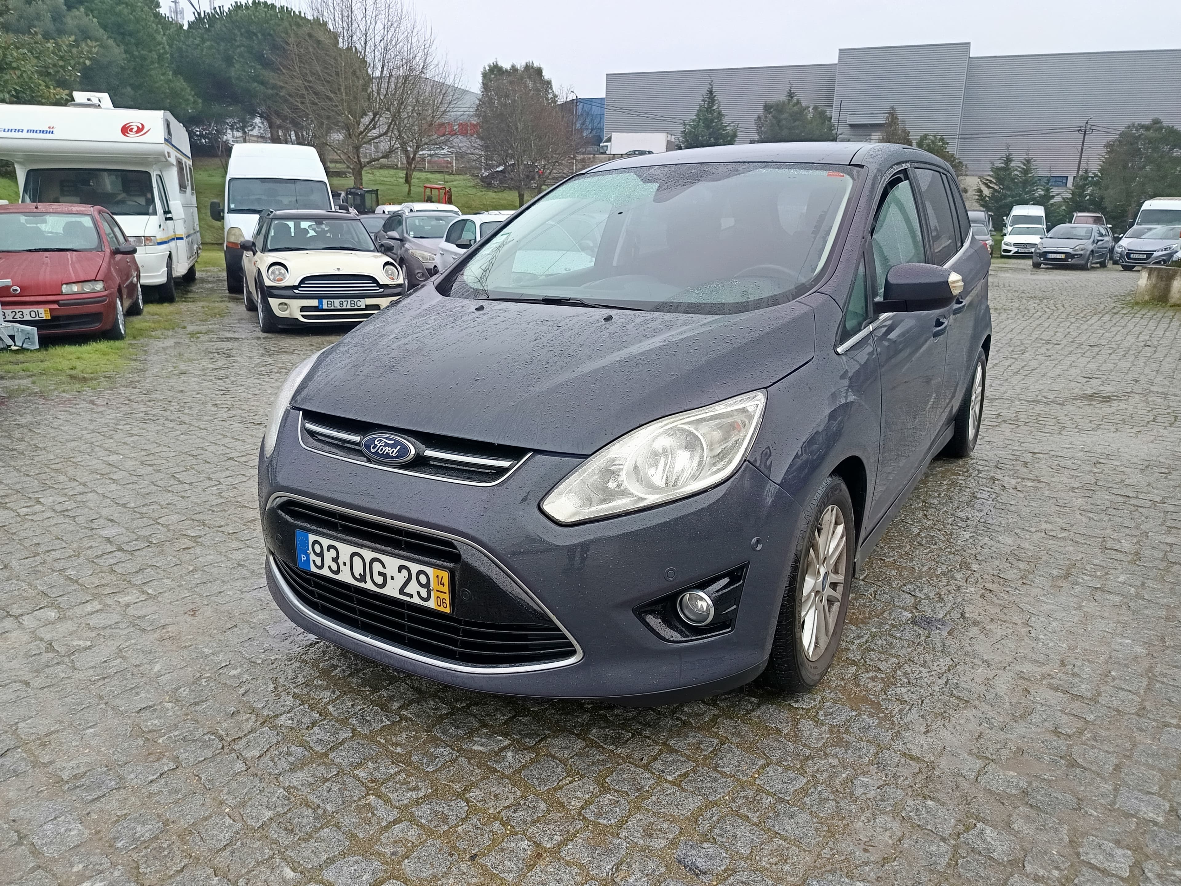 Ford Grand C-Max · Ano 2014