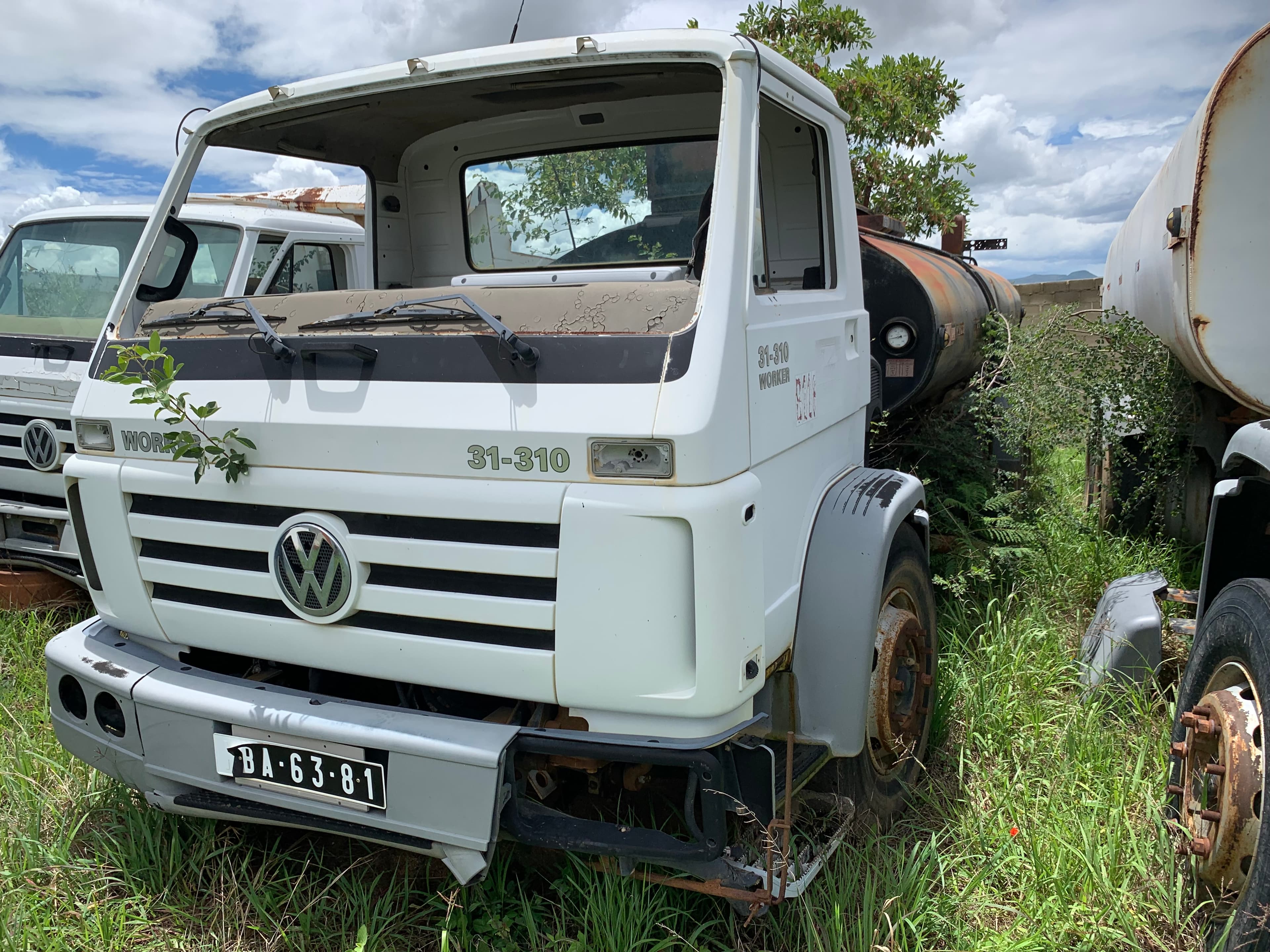 Camião Cisterna VOLKSWAGEN Worker 31-310 (3)