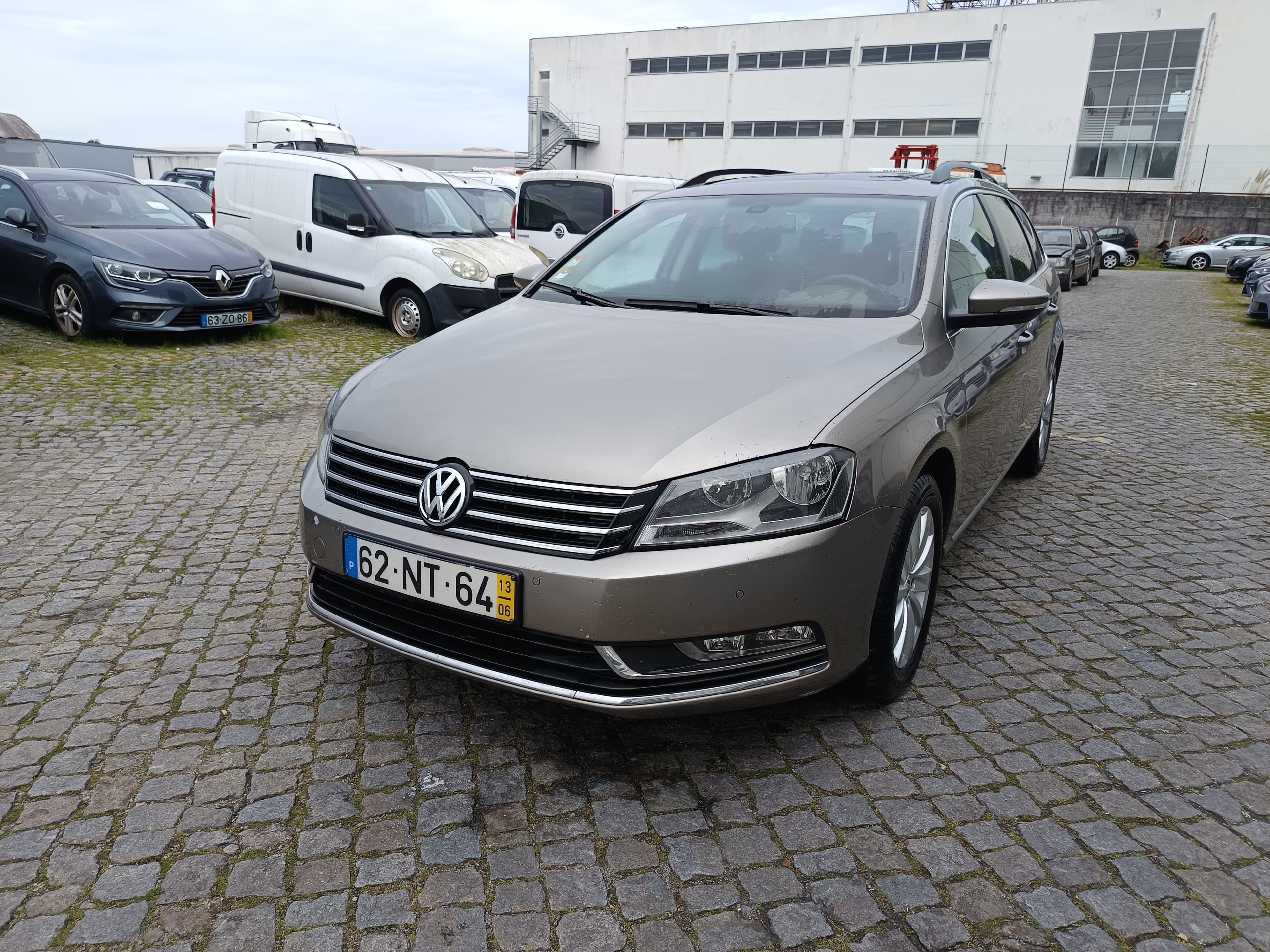 Volkswagen Passat · Ano 2013