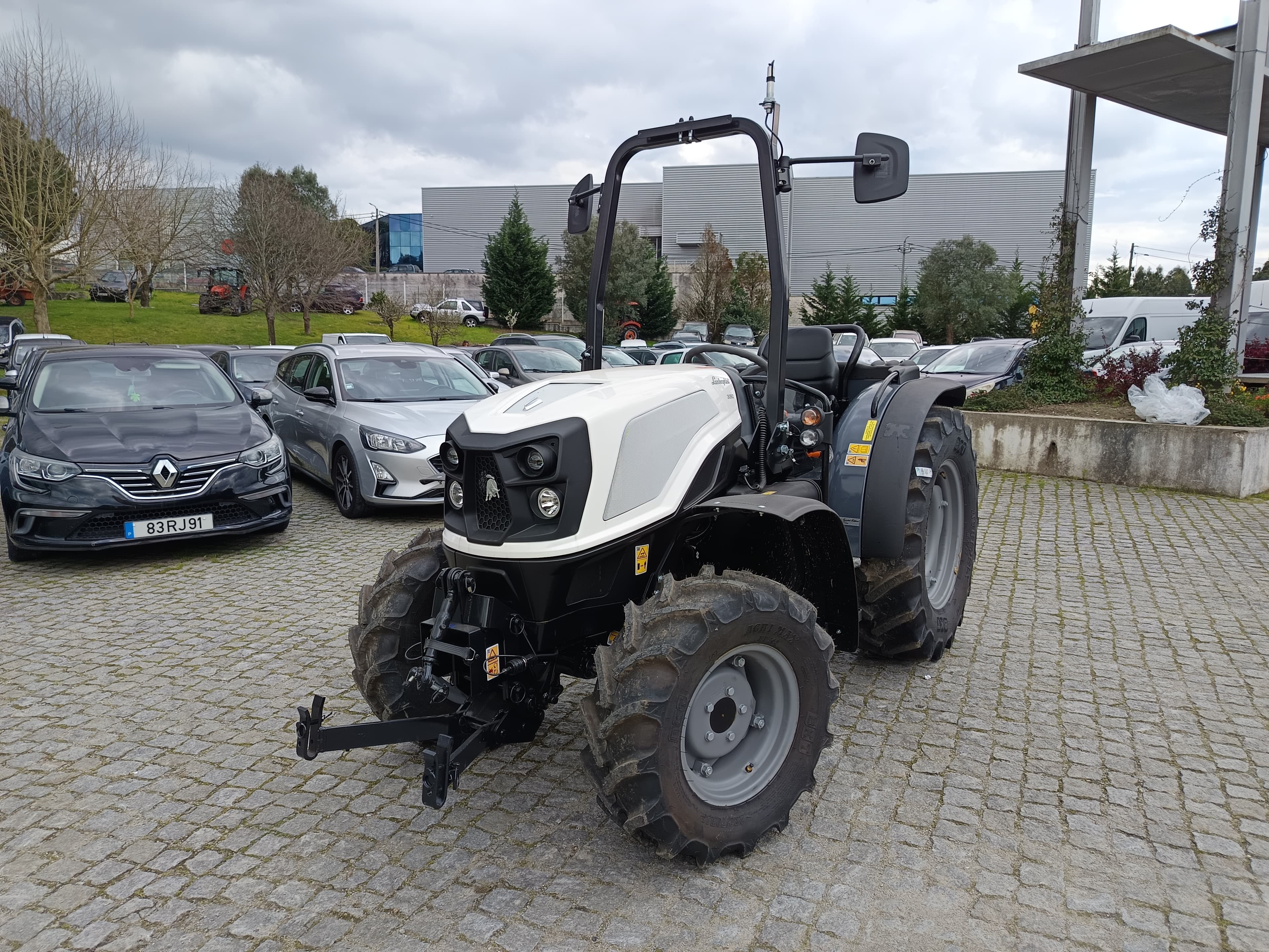 Trator Agrícola Lamborghini