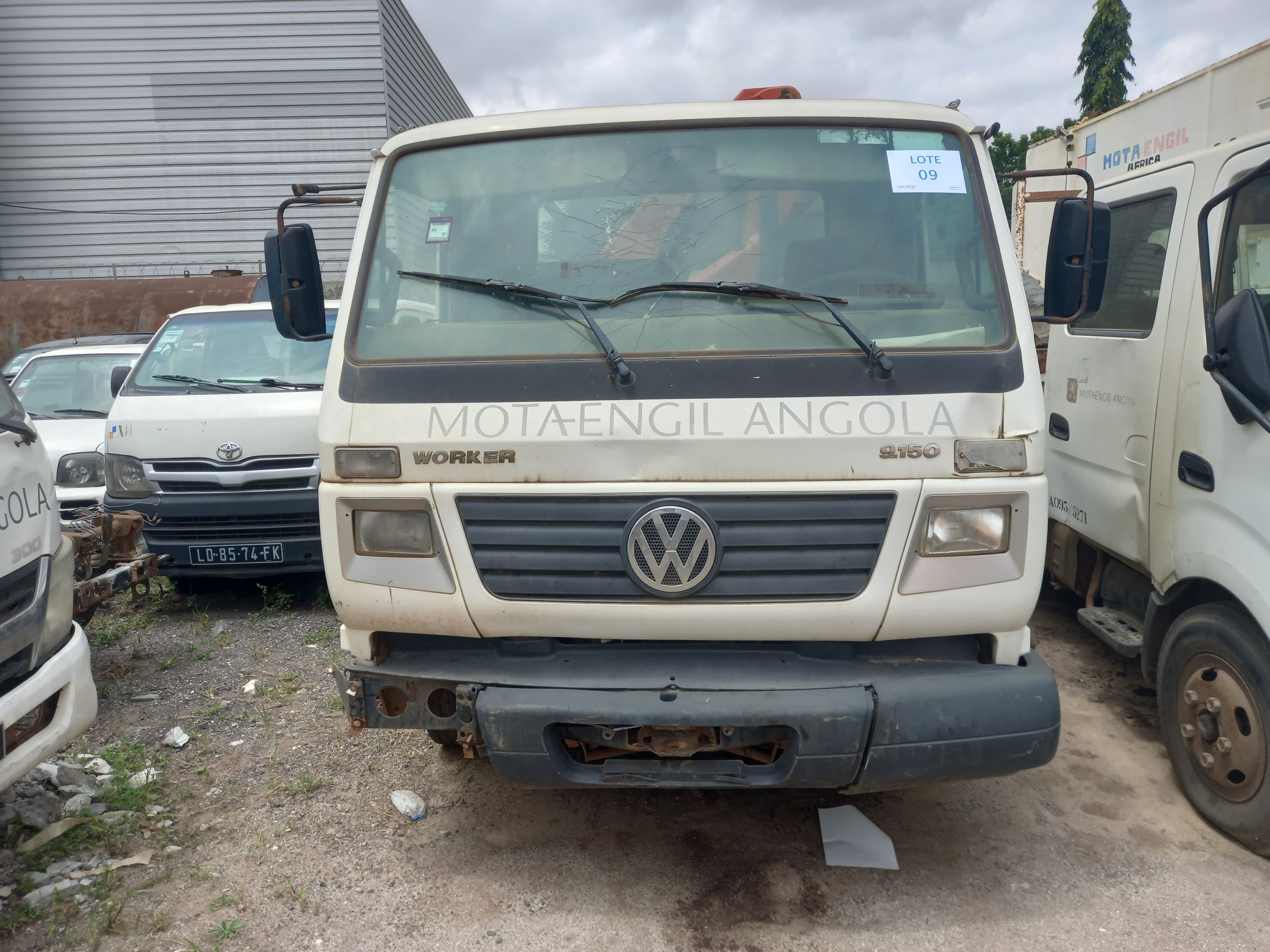 Camião 6 T c/ Braço Hidráulico VOLKSWAGEN WORKER 9.150