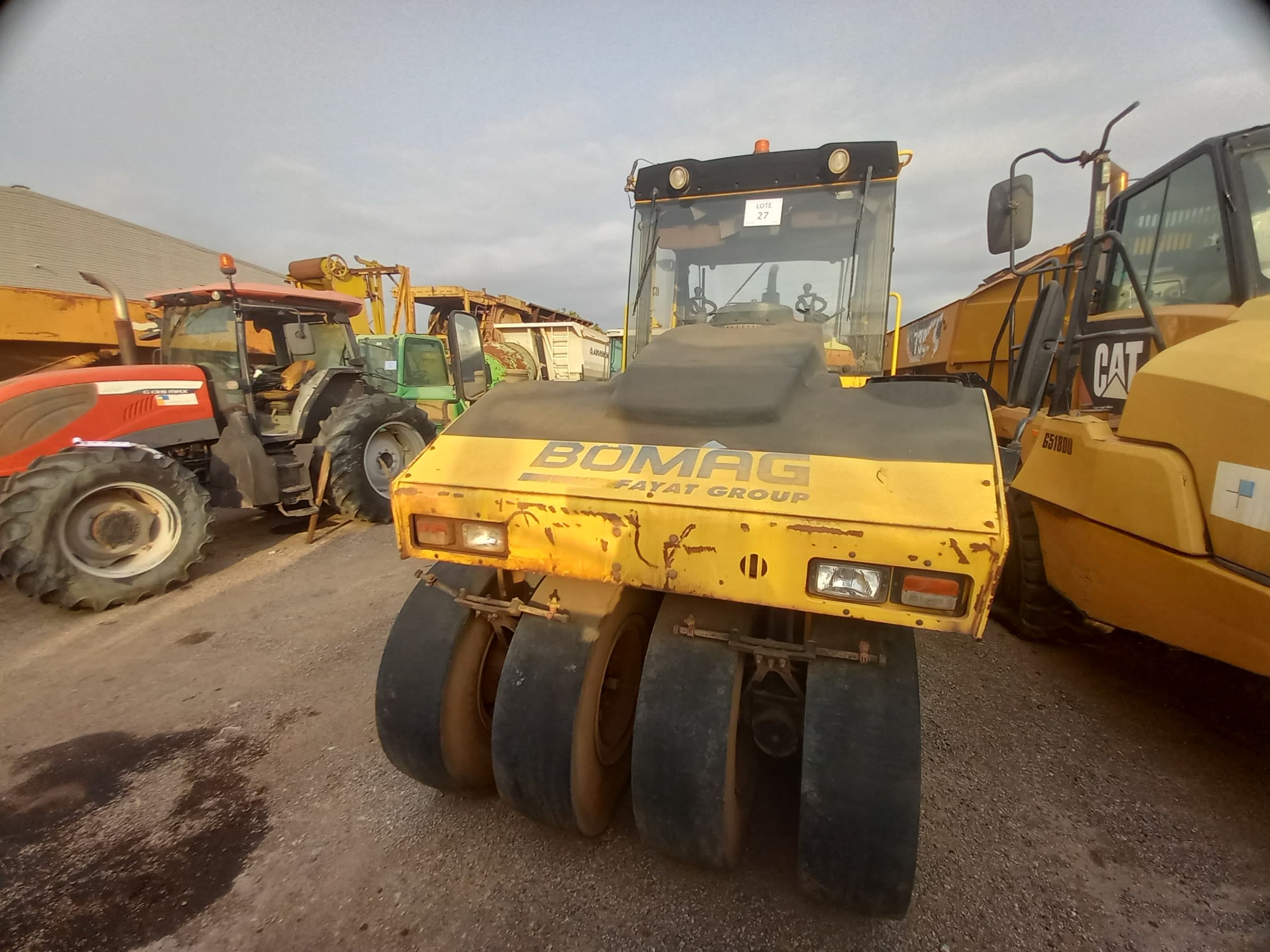 Cilindro de Pneus 24 T BOMAG W 24 RH